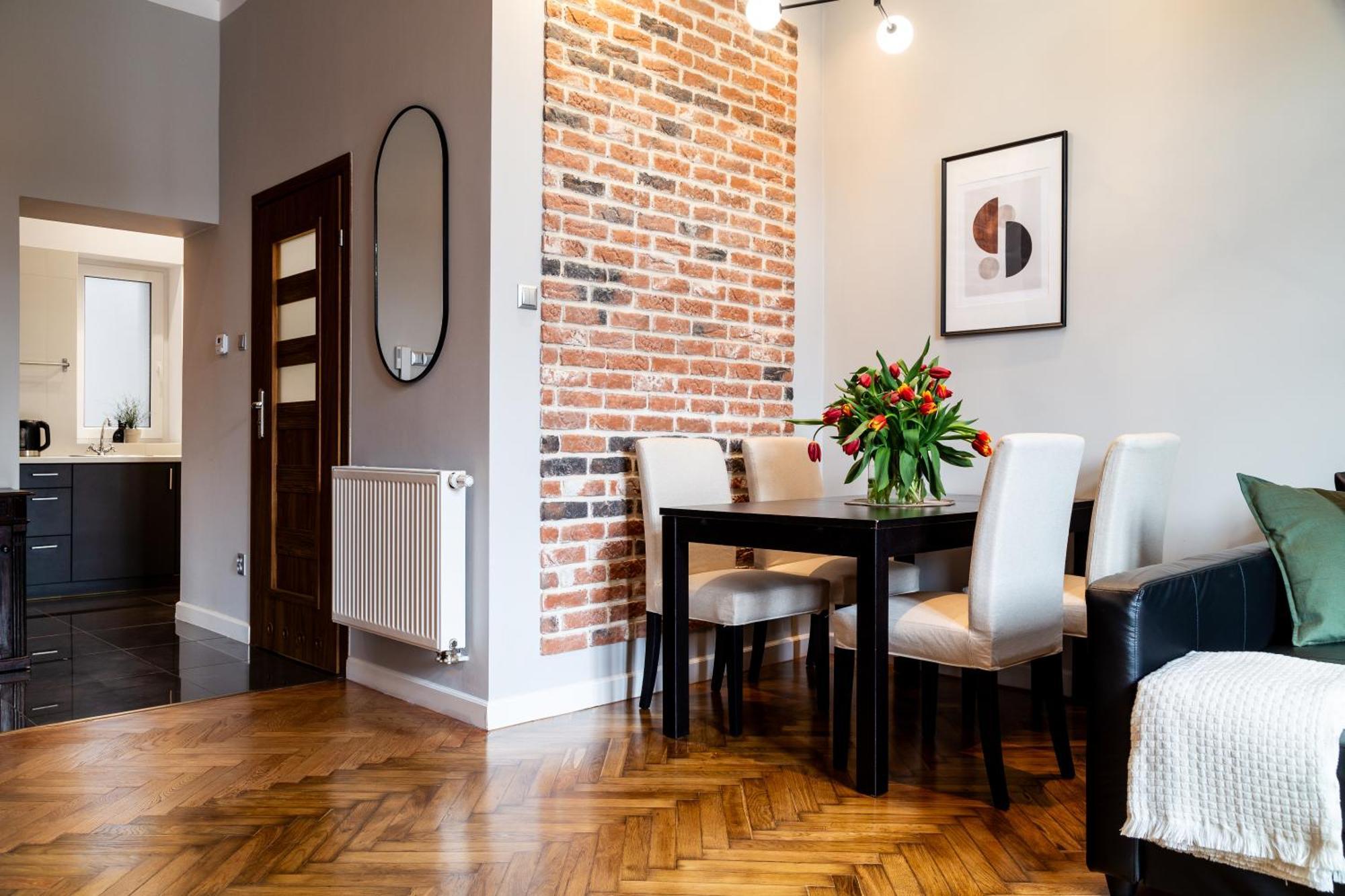Househost Apartment: Jozefa 2/10 Apartment