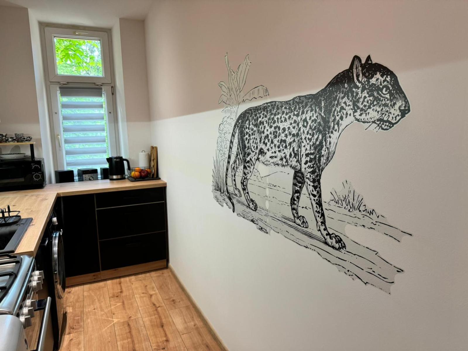 Apartment Tiger