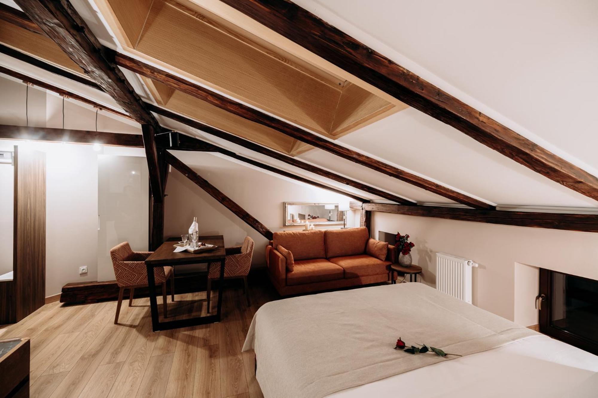 Aparthotel Arianska 16 By Nearto Pl