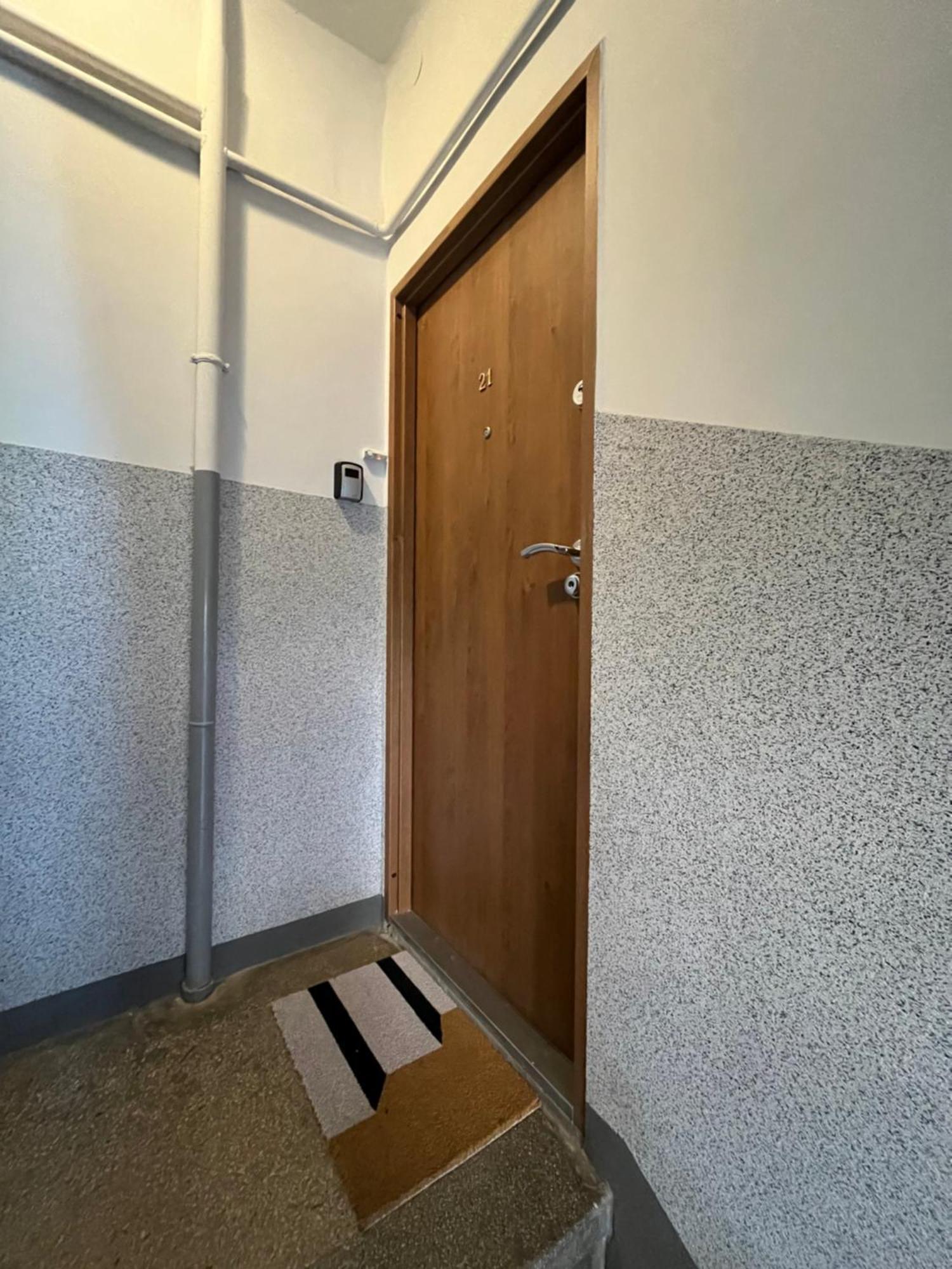 Greenthumb Praska Apartment