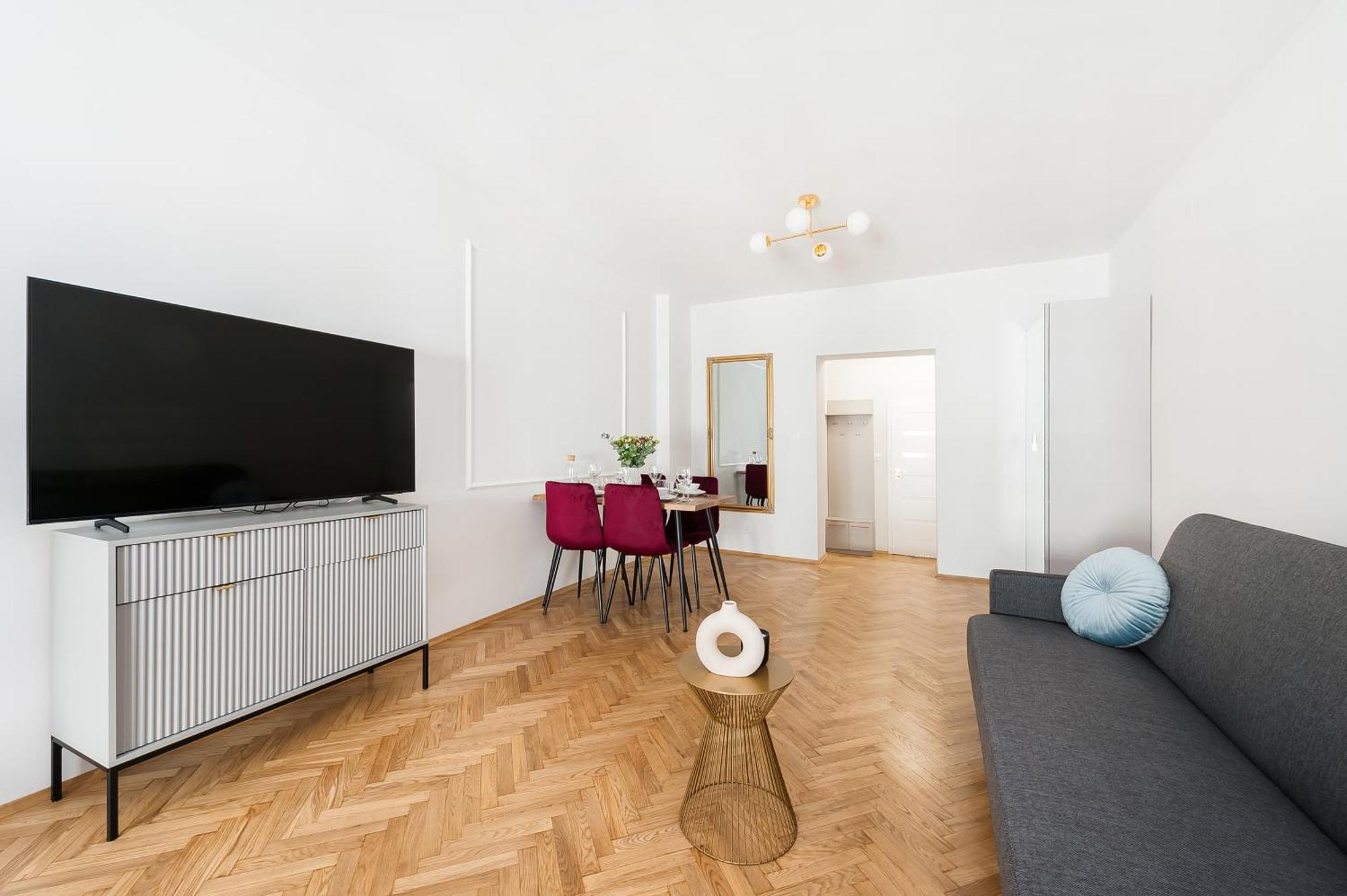 Apartament Gallery 7 - 5 *