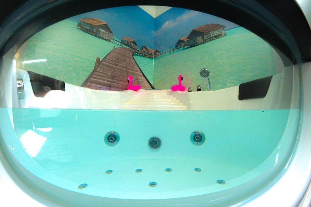 Hot Jacuzzi In Cracow * Krakow