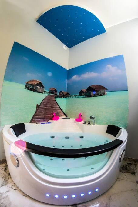 Apartment Hot Jacuzzi In Cracow *