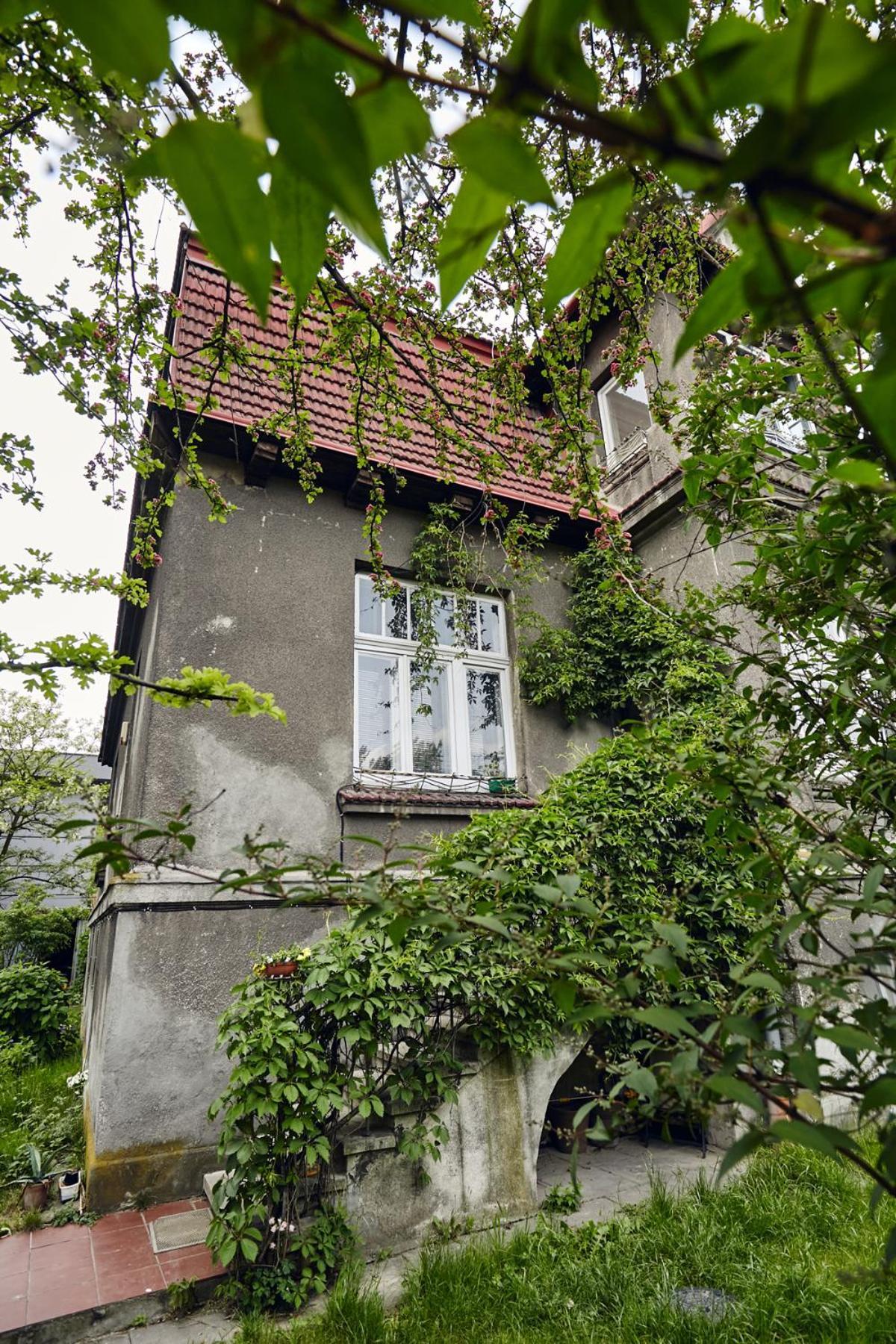 29 Avenue