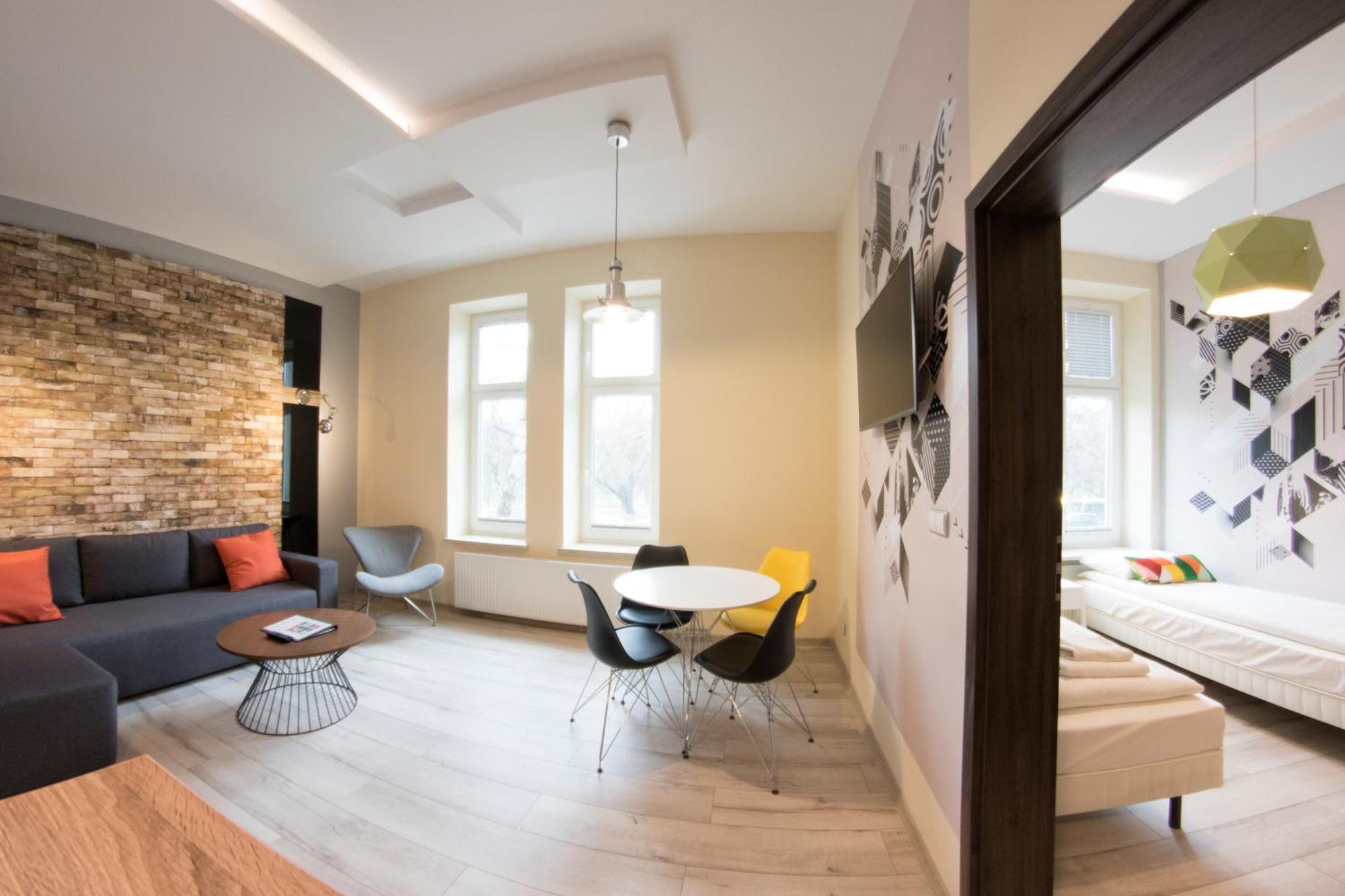 Yourplace M57 3*