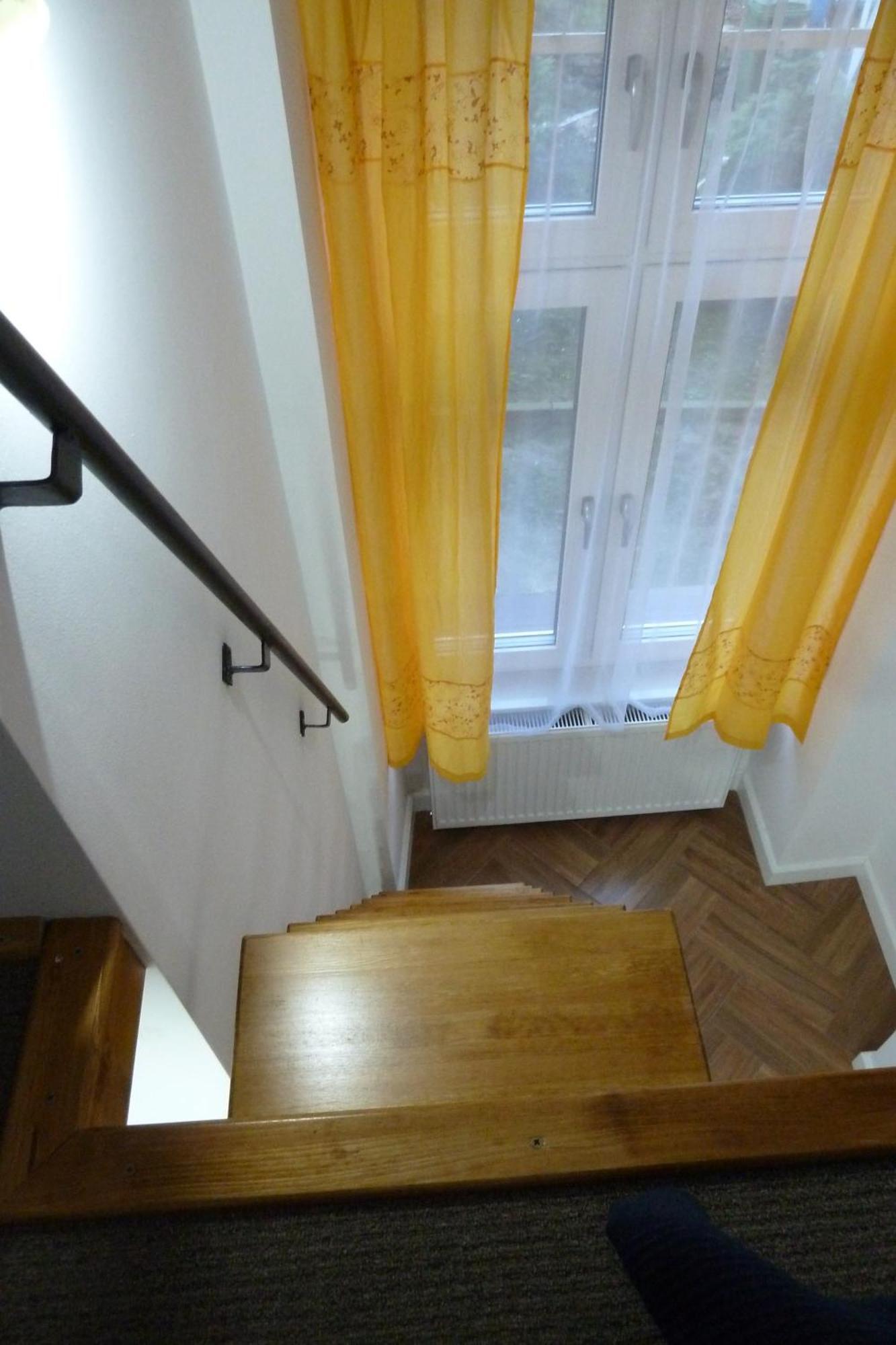 Space Apartment *