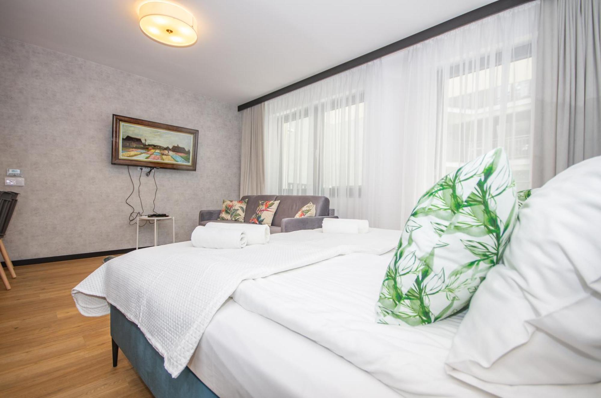 Inpoint G15 Near Old Town & Kazimierz District & Parking Option *
