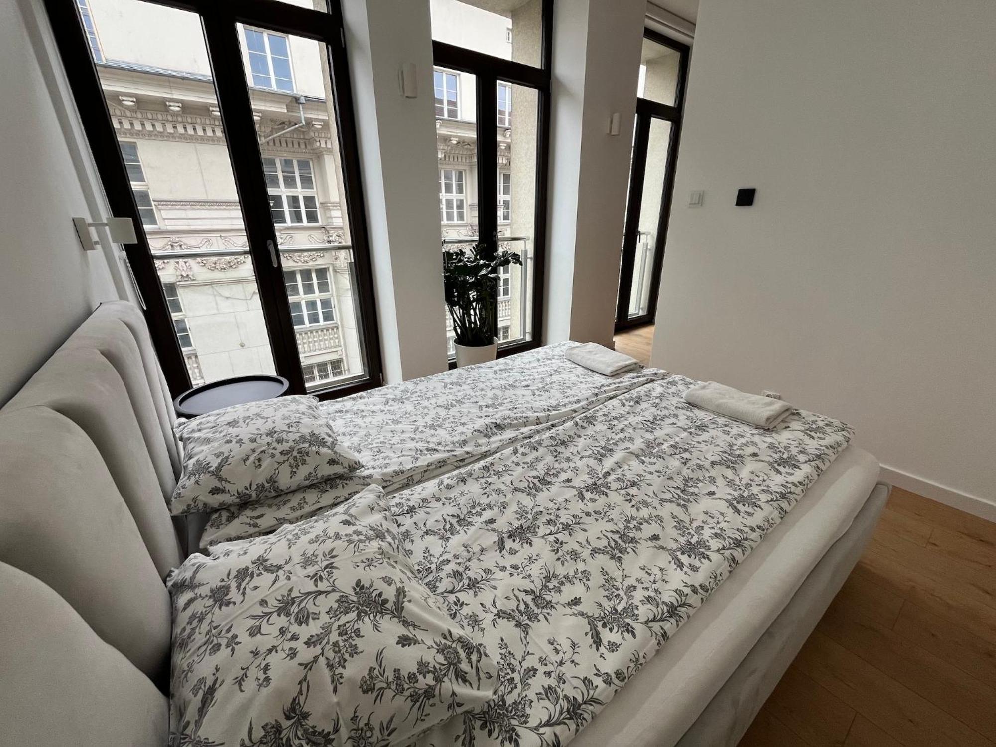 Quiet Luxury Hideaway Apartment *
