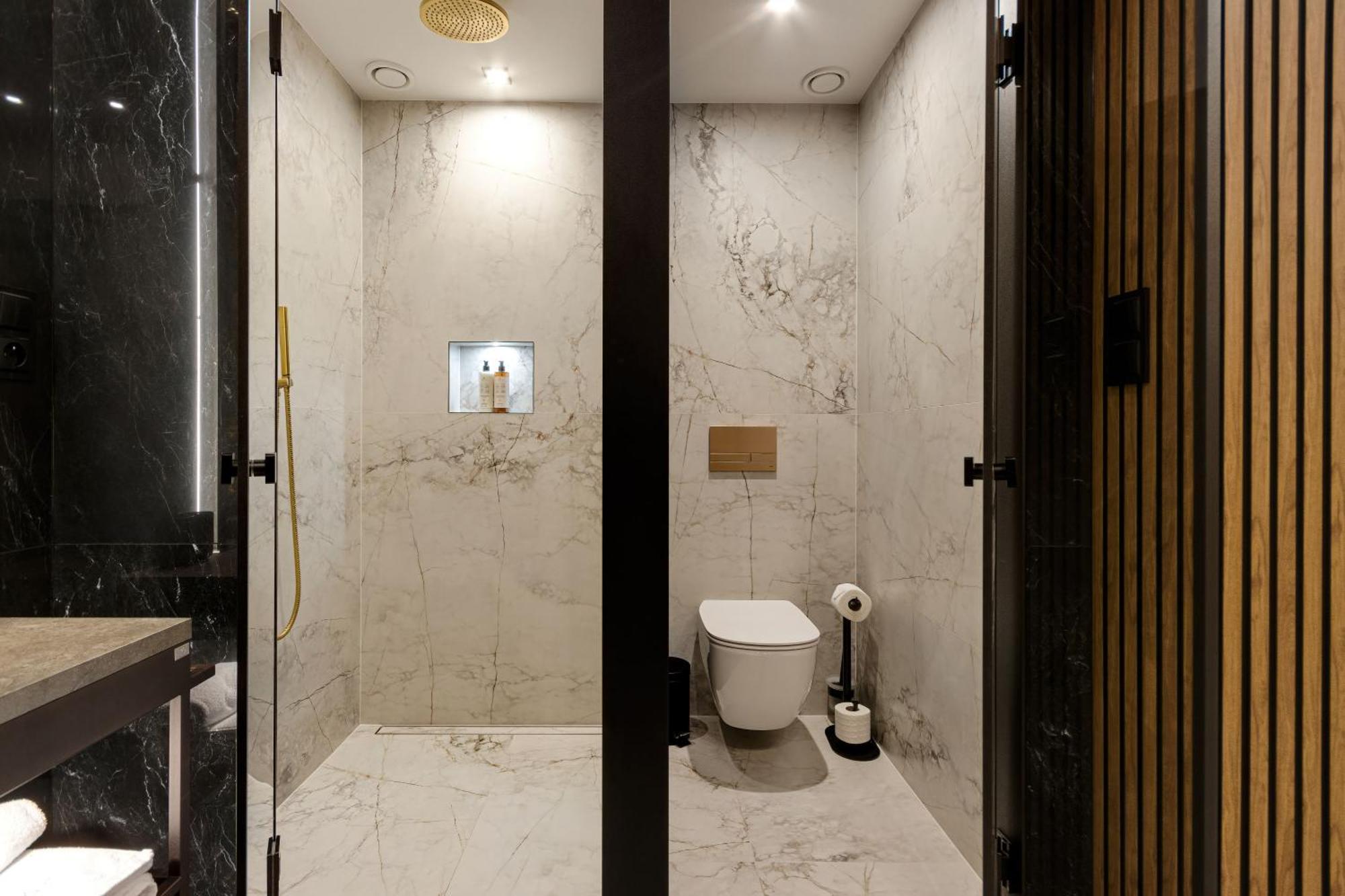 Art Luxury Hotel 4*