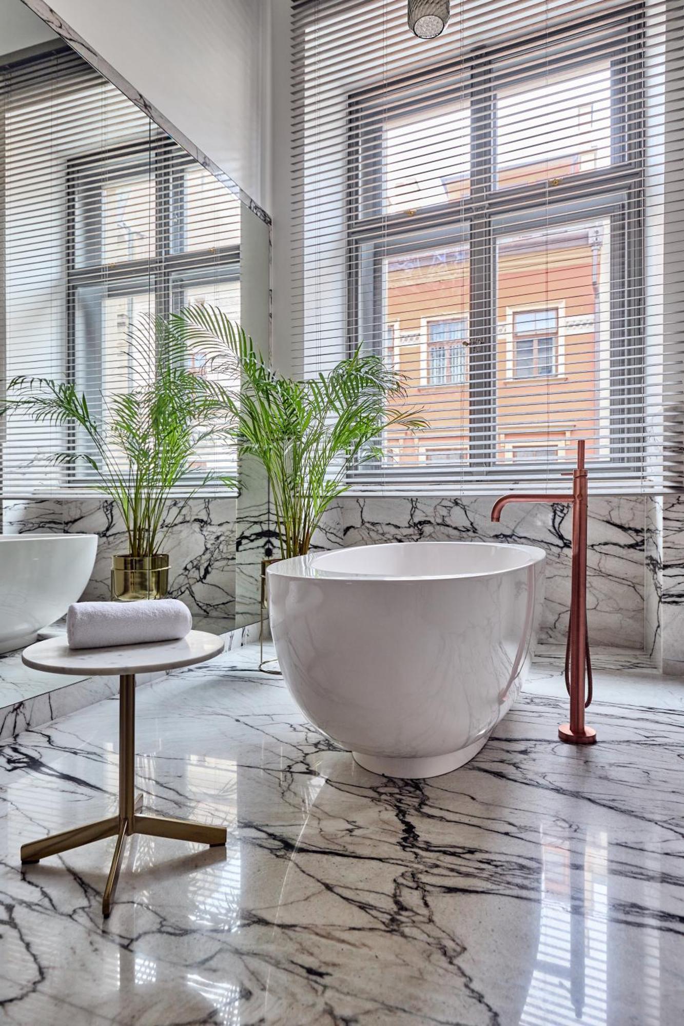 H15 Luxury Palace - Destigo 5* Krakau