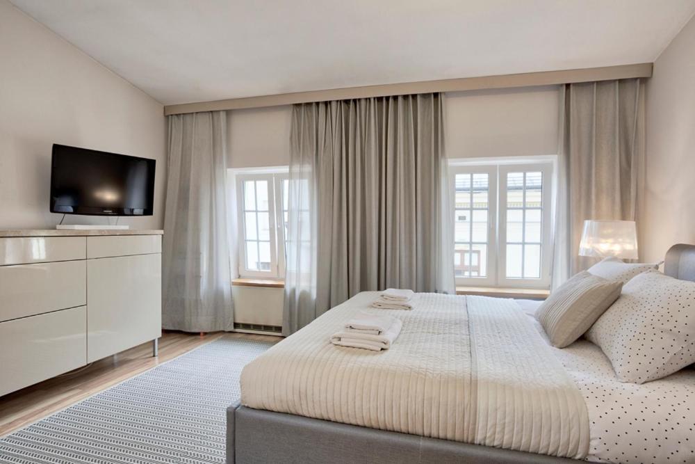 Tyzenhauz Old Town Apartment Krakow