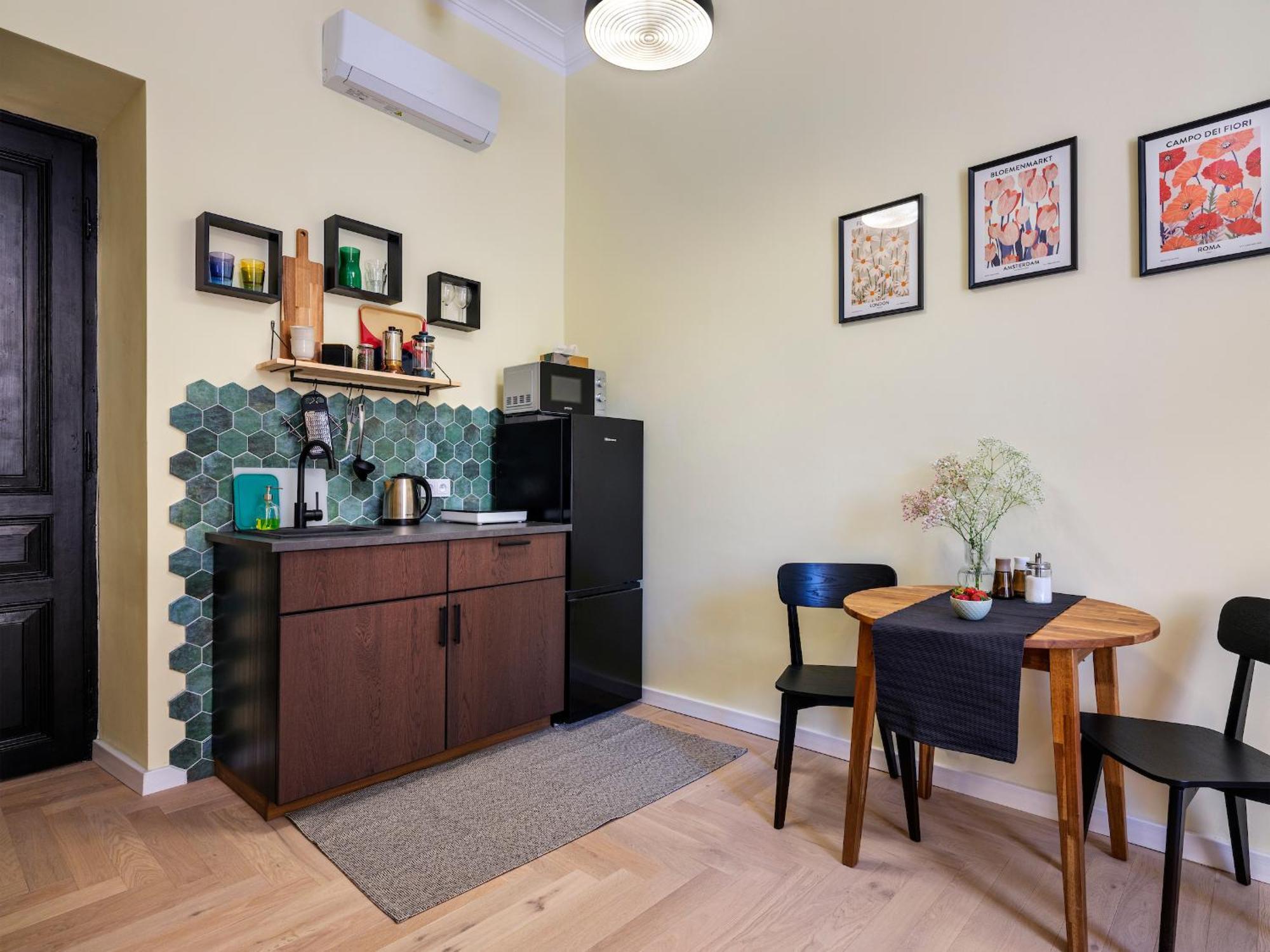 Apartment Yellow - Kochanowskiego Krakow