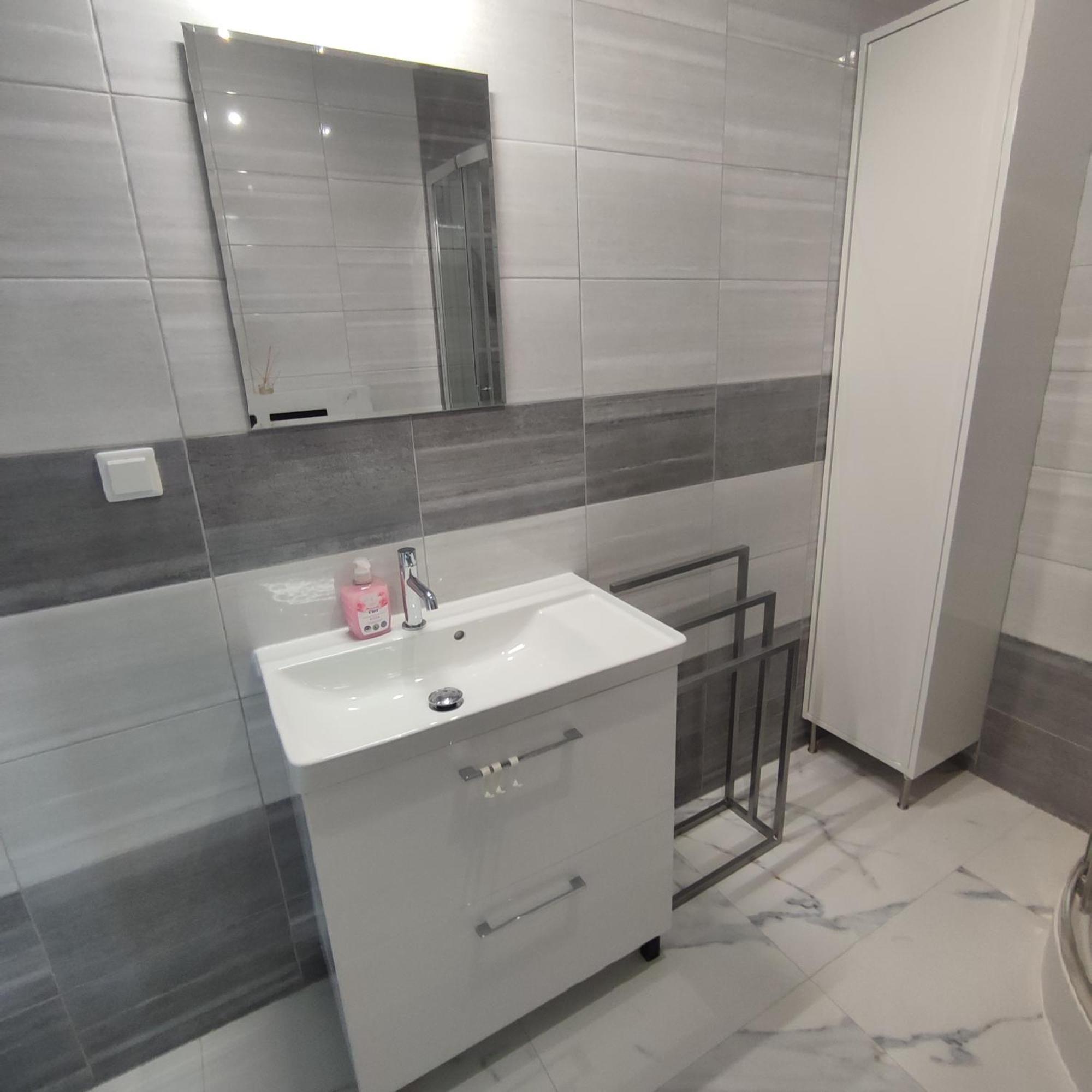 Apartament Przy Mogilskiej Z Miejscem Postojowym *