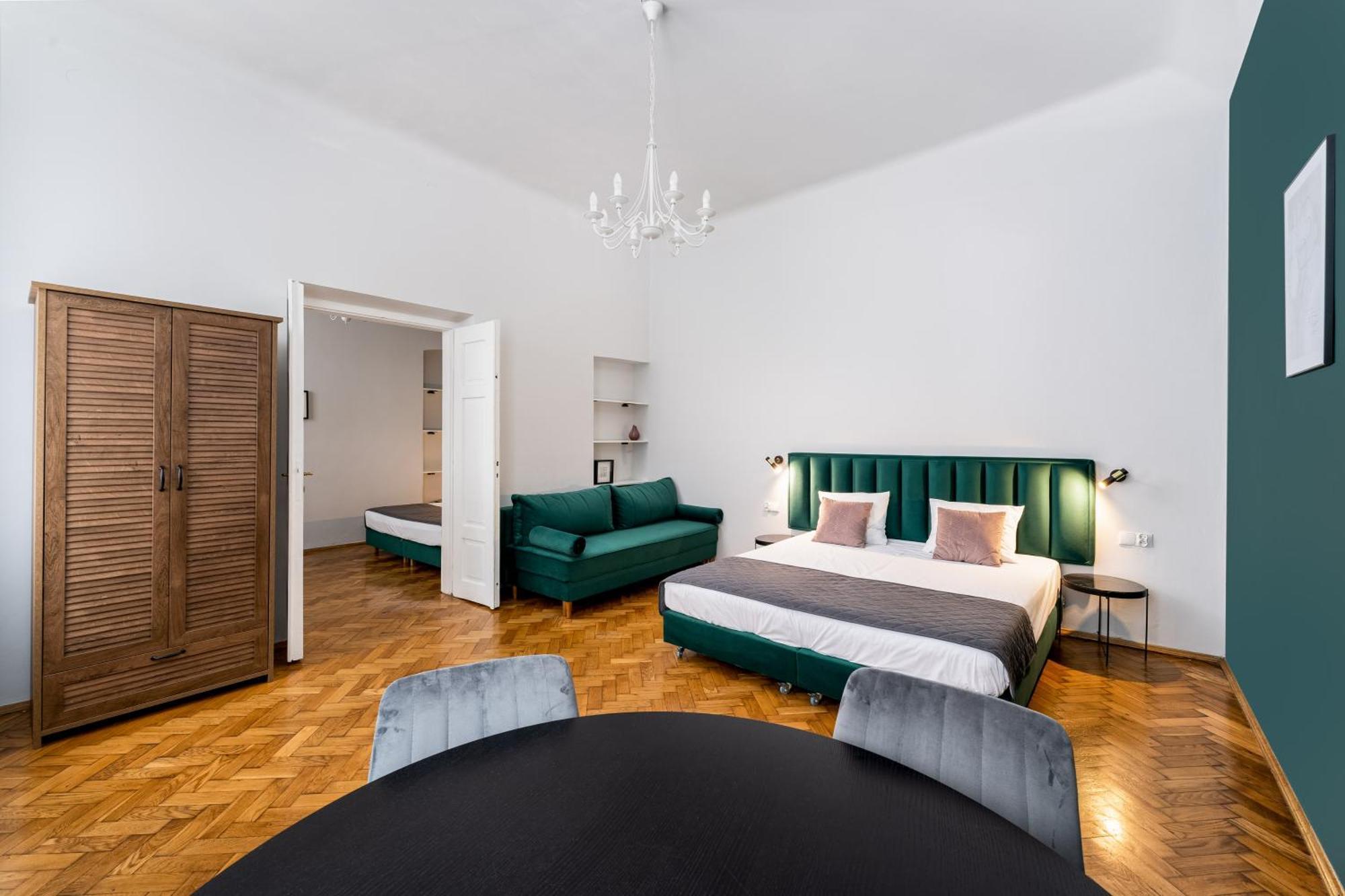 Hotel apartamentowy Wawel - Old Town 3*