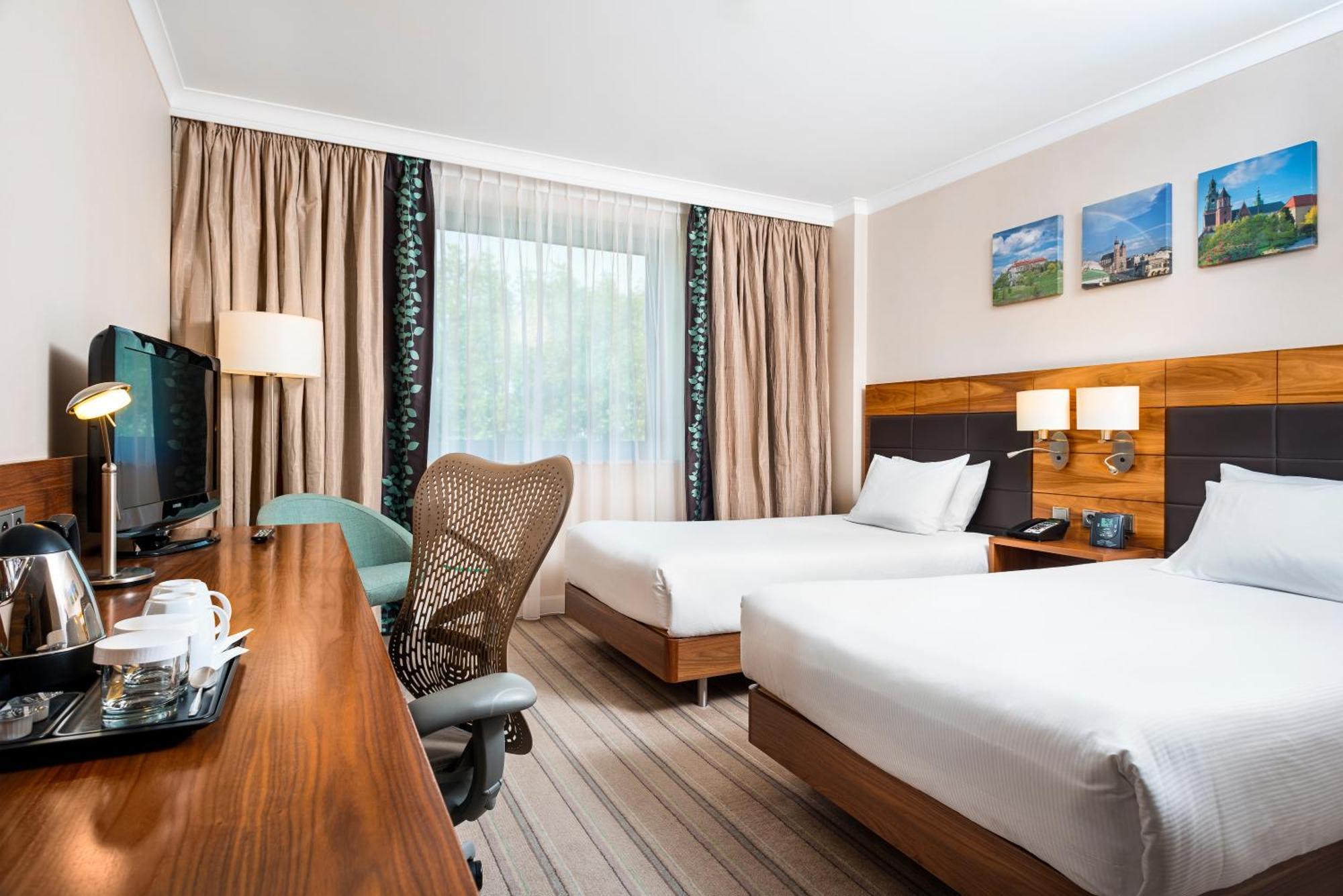 Hilton Garden Hotel 4*