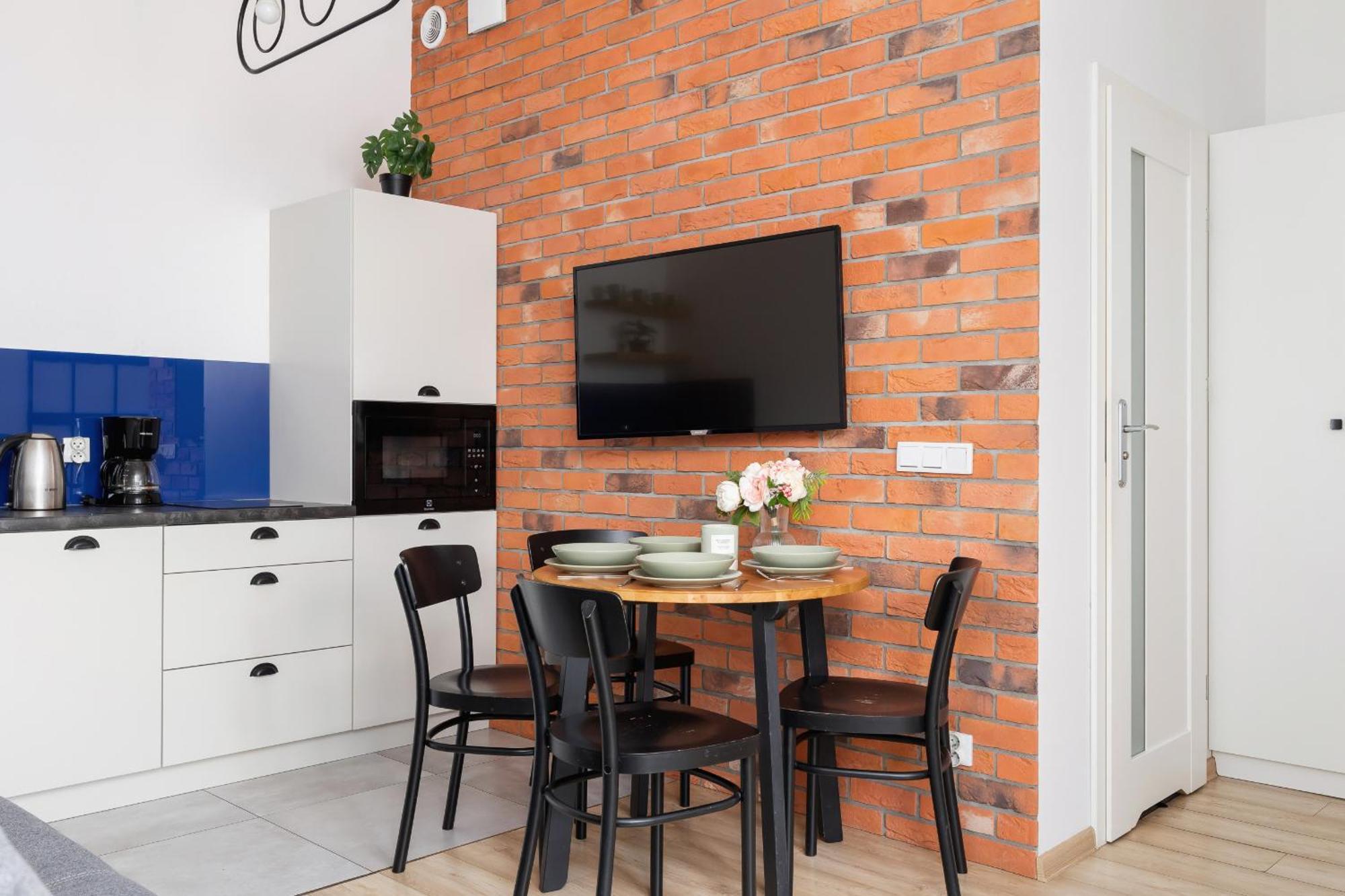 Dietla Apartament Z Klimatyzacja I Balkonem W Centrum Krakowa By Renters Apartment Krakow