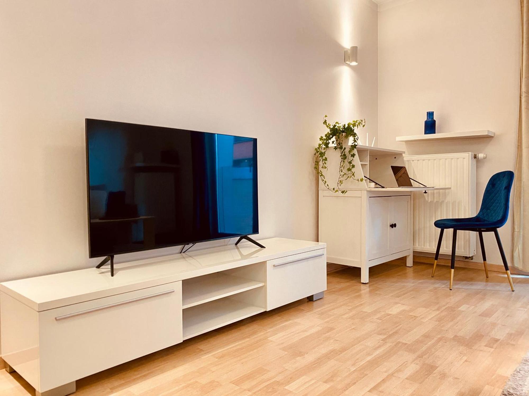 Angel Mint - Free Parking - Balcony Apartment *