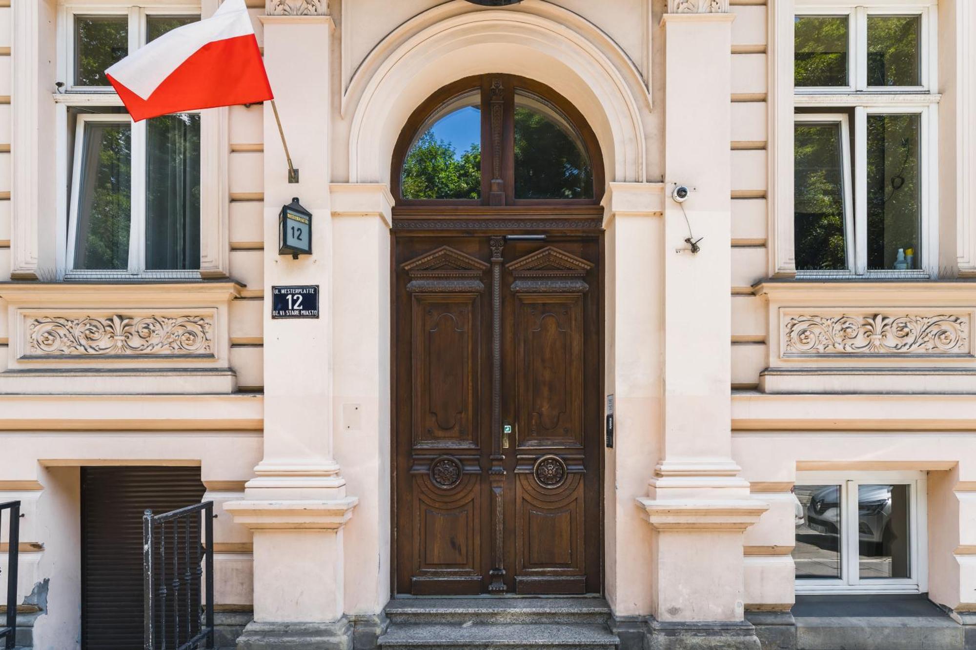Old Town Luxe Retreat - King Bed - Steps To Main Square Apartment Krakow