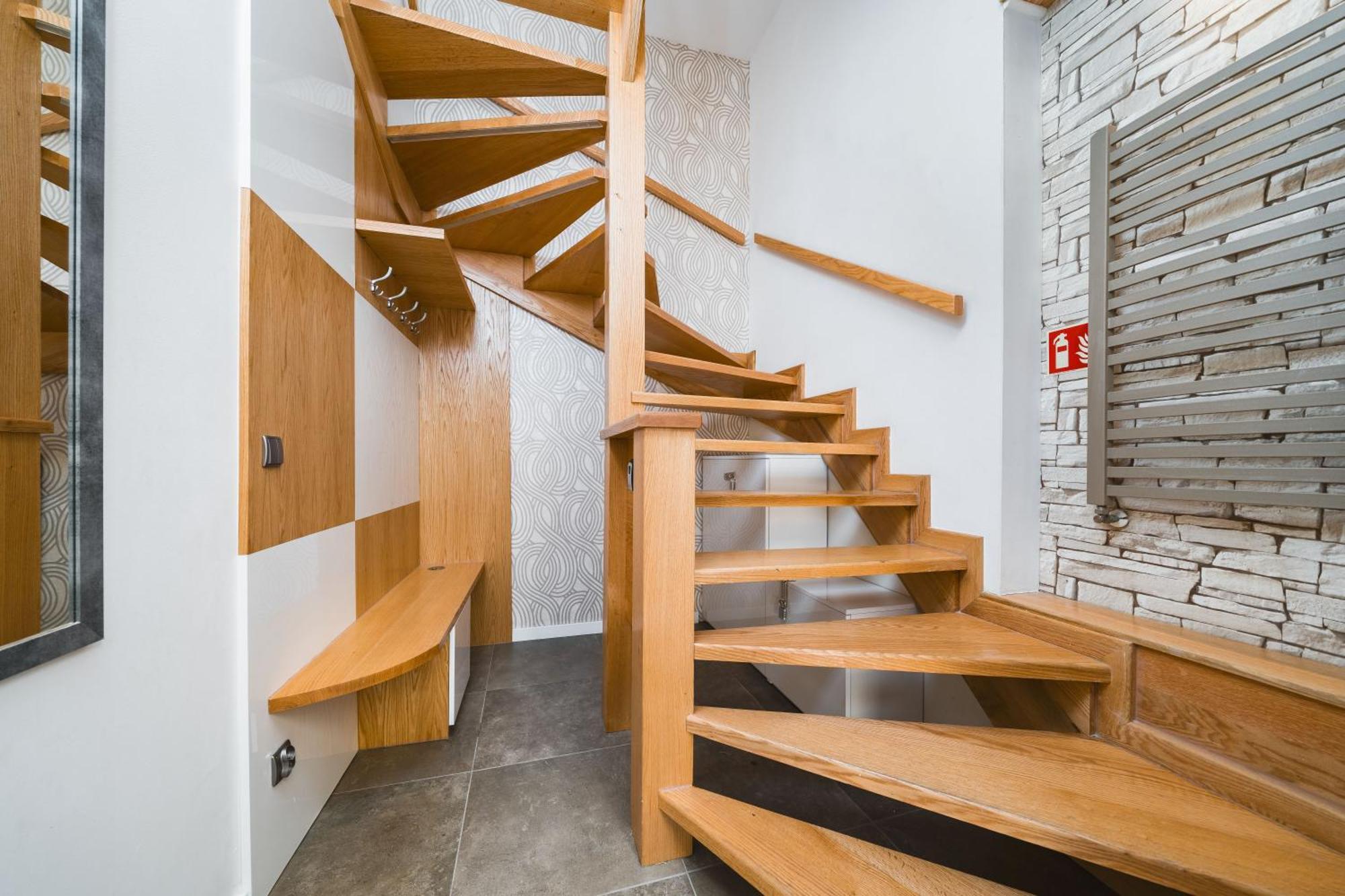 Old Town Luxe Retreat - King Bed - Steps To Main Square * Krakow