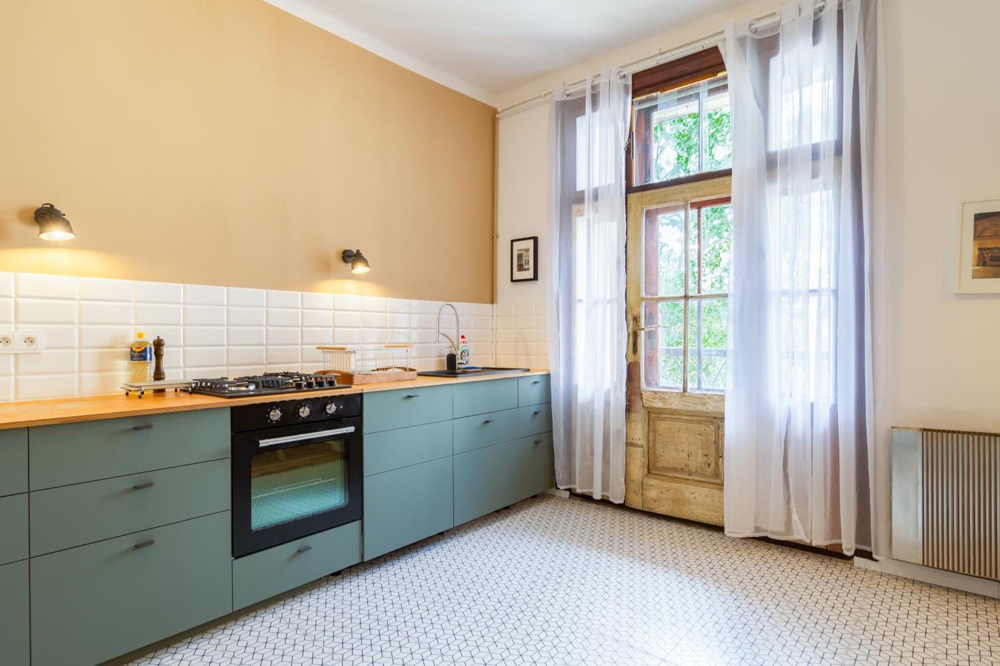 Apartment Vintage Charm,3 Bedrooms,old Town
