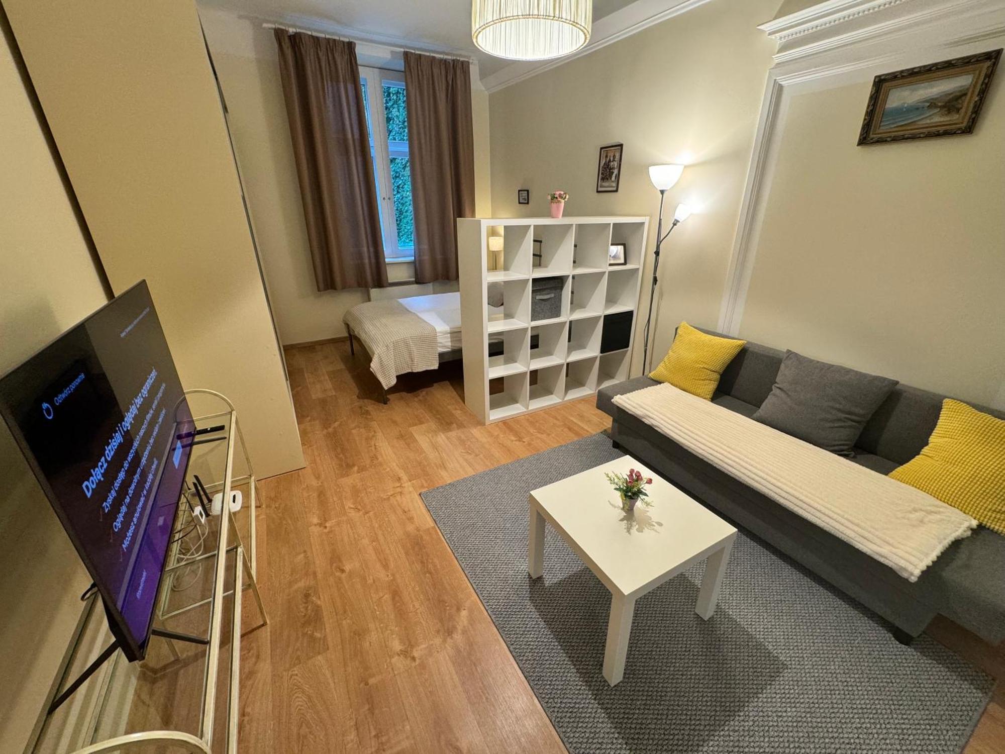 P&j Florianska Appartement *