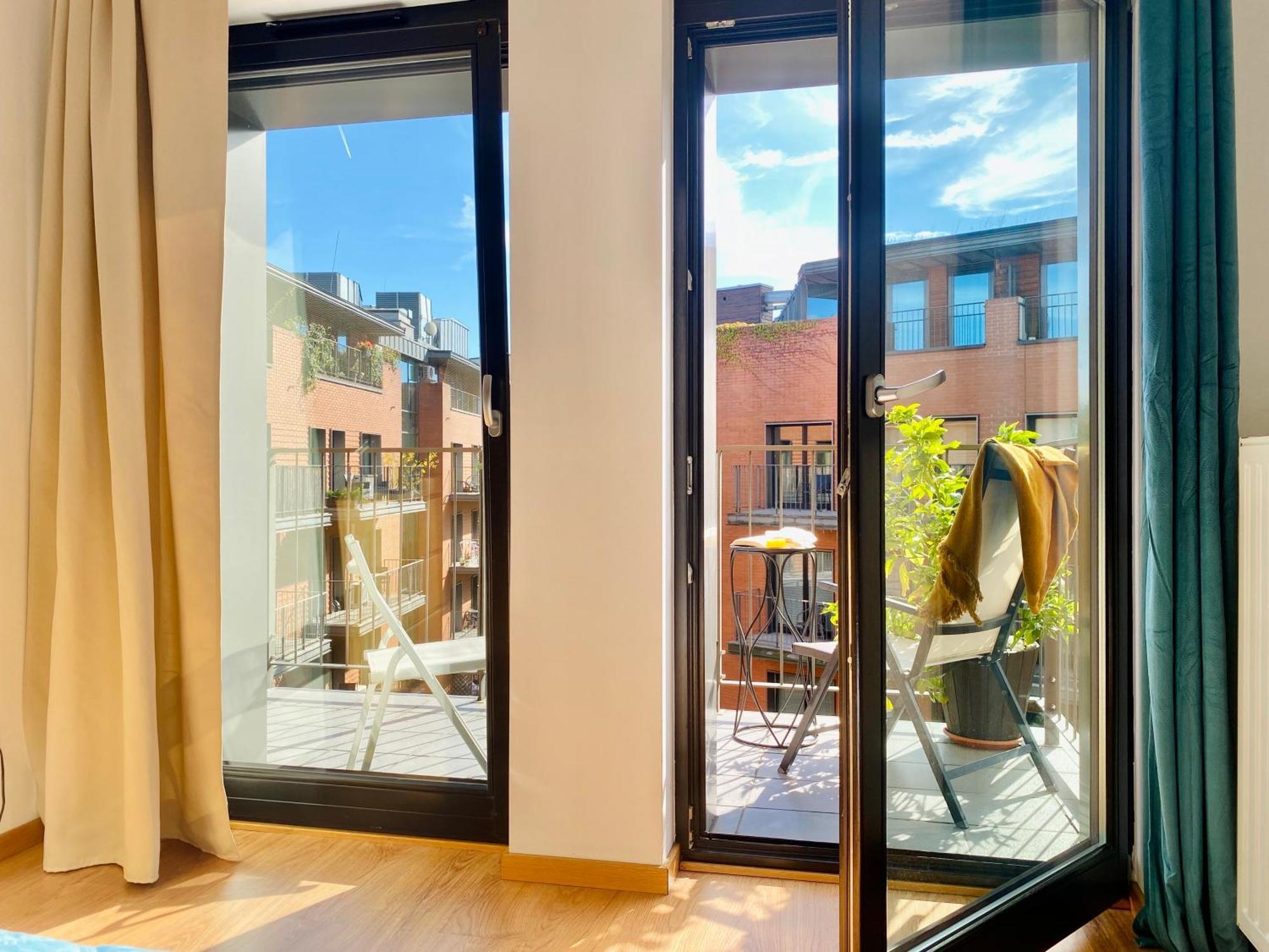 Angel Mint - Free Parking - Balcony Apartment *
