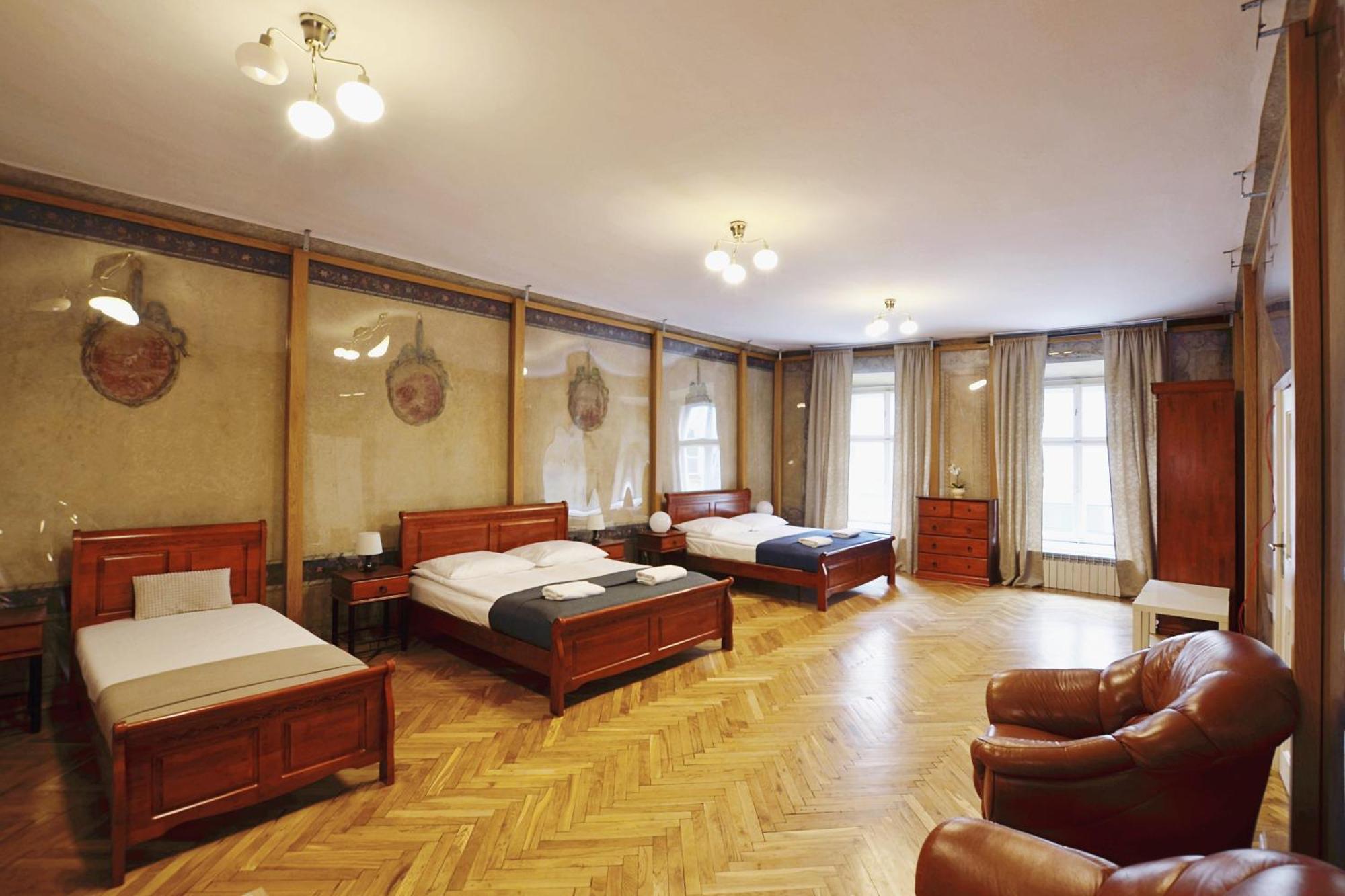 P&j Florianska Appartement