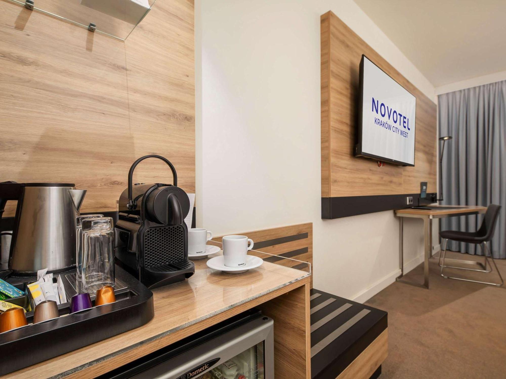 Hotel Novotel City West