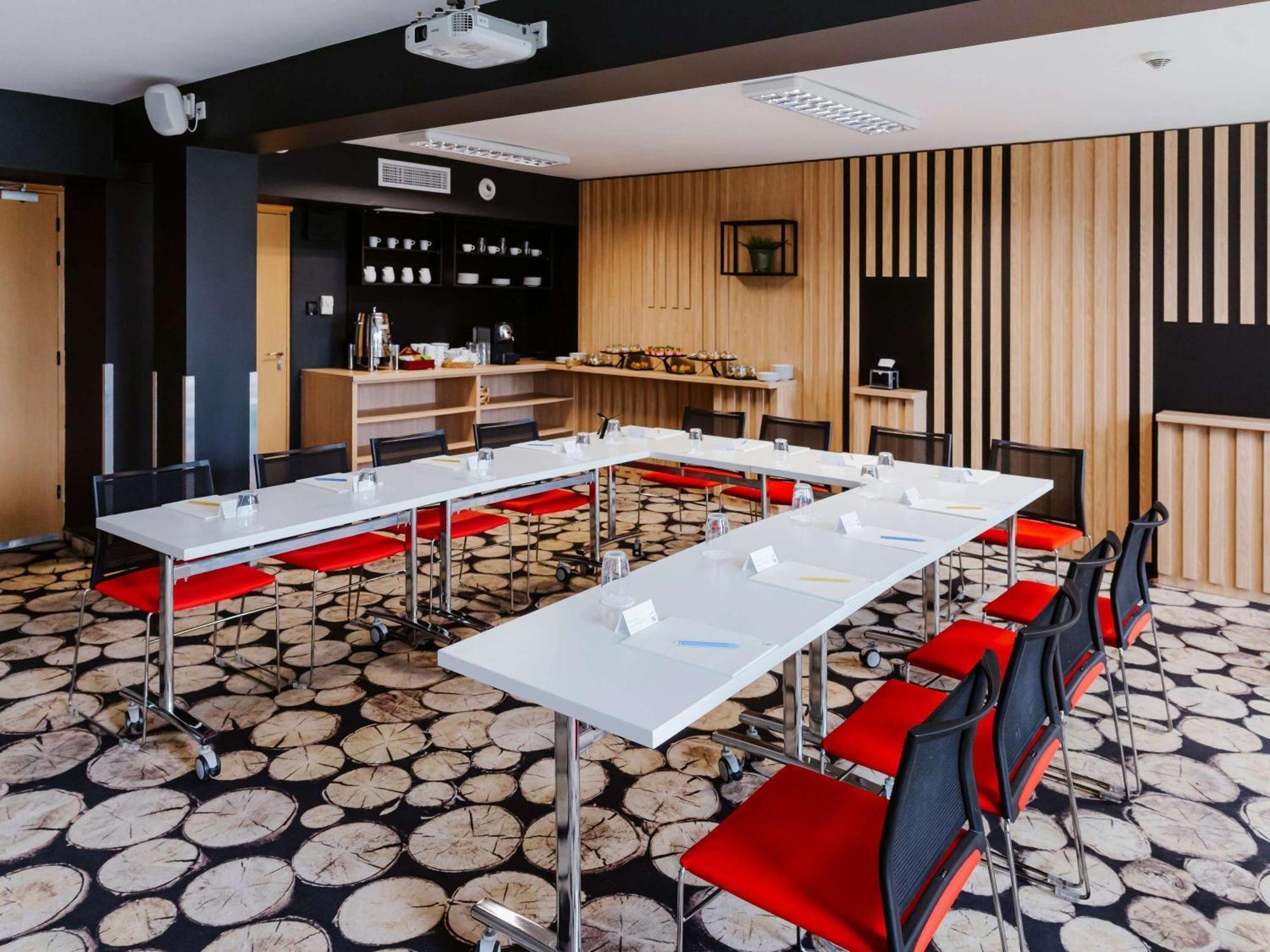 Novotel City West Hotel