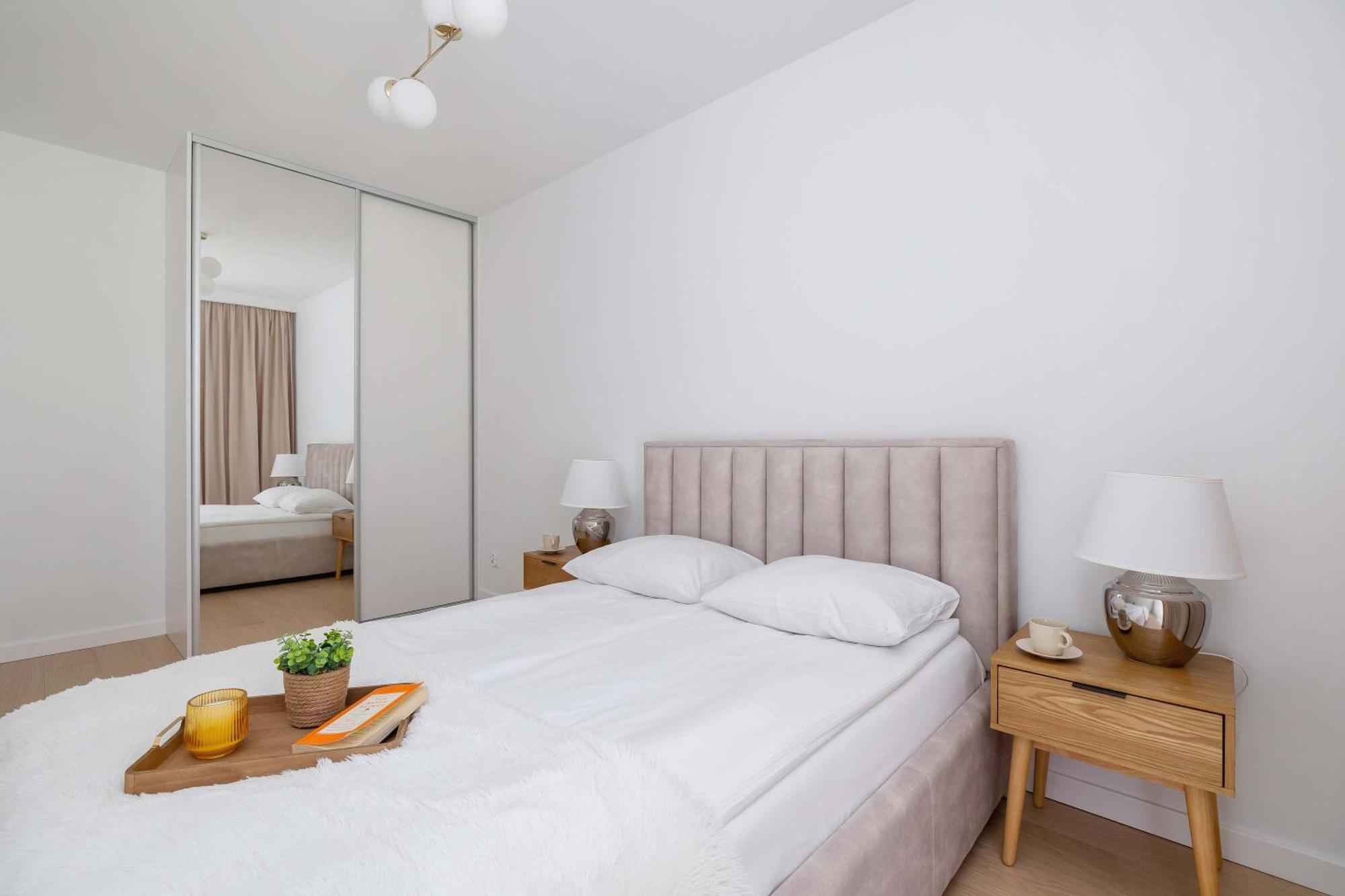 Atmospheric With Parking By Renters Krakow