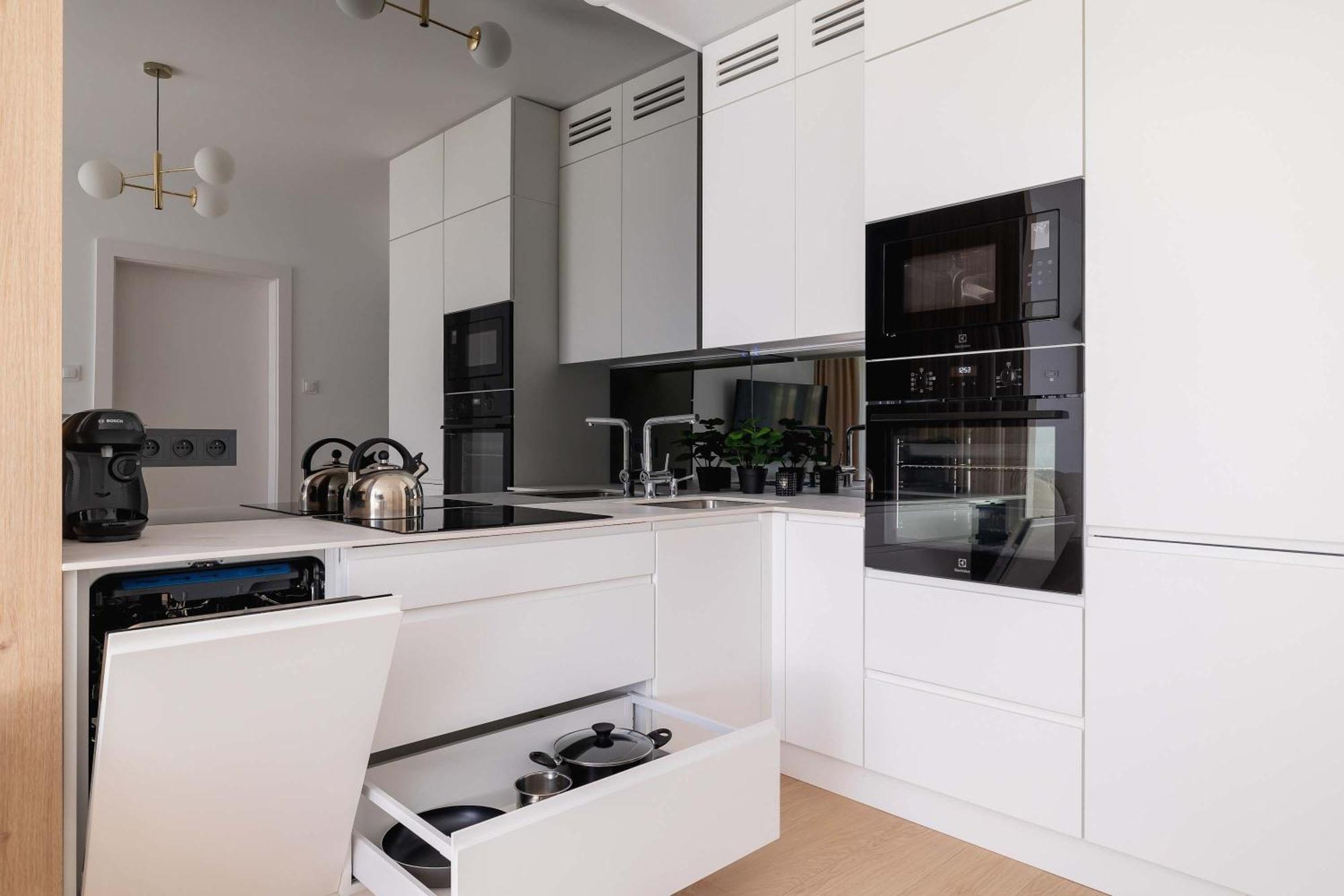 Atmospheric With Parking By Renters