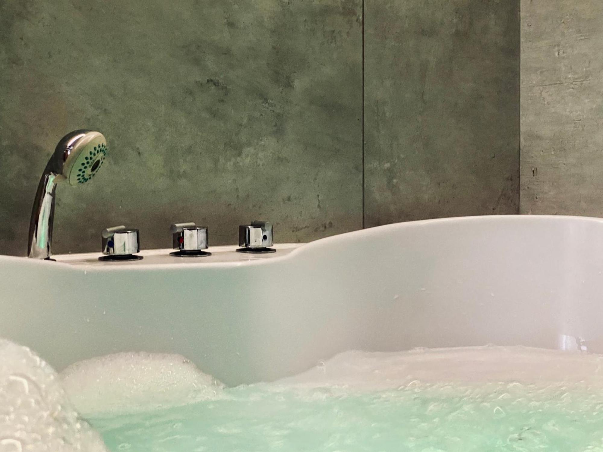 Appartement Premium Jacuzzi For Couples, Old Town