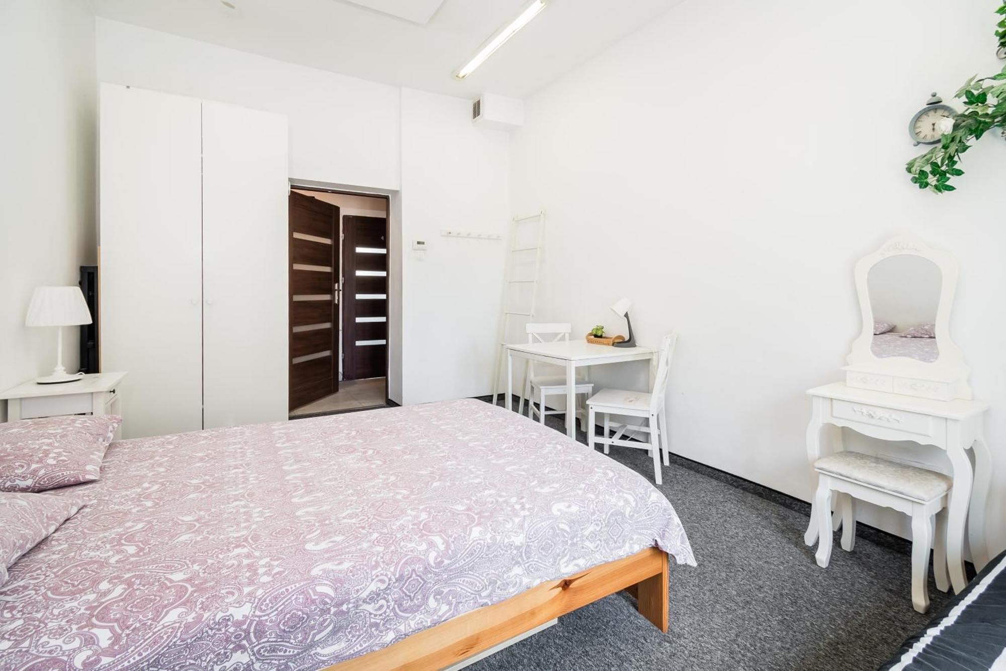 Albergue Master Corner *