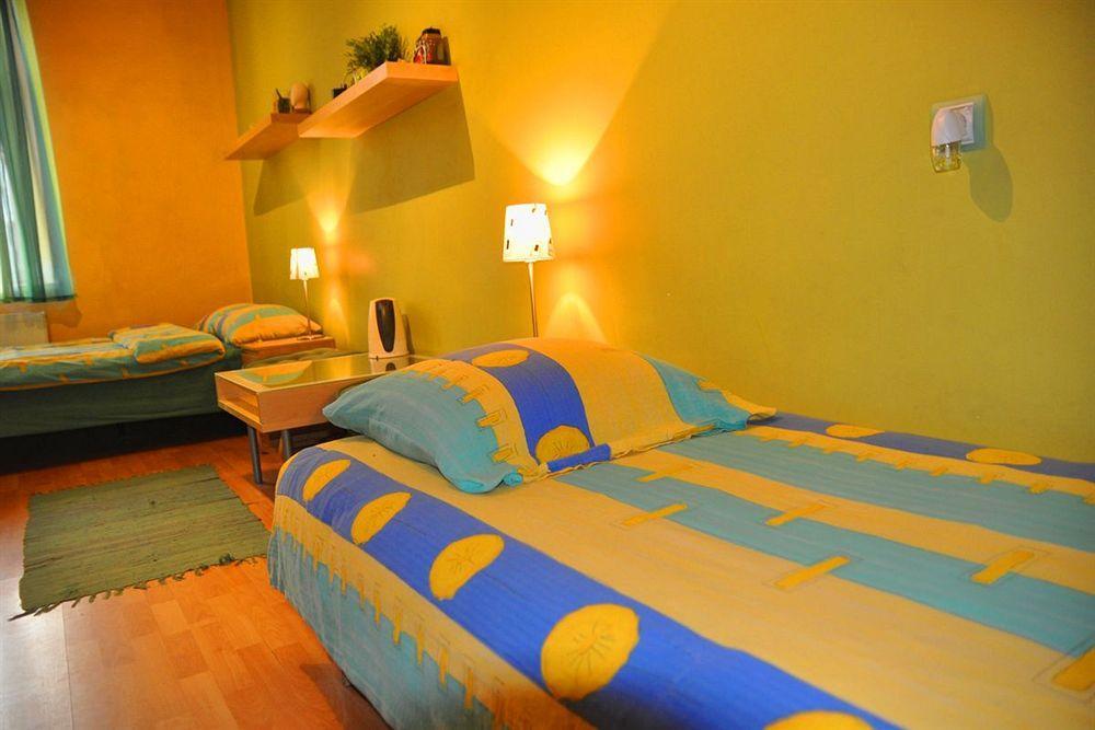 Rainbow 3 Apartment