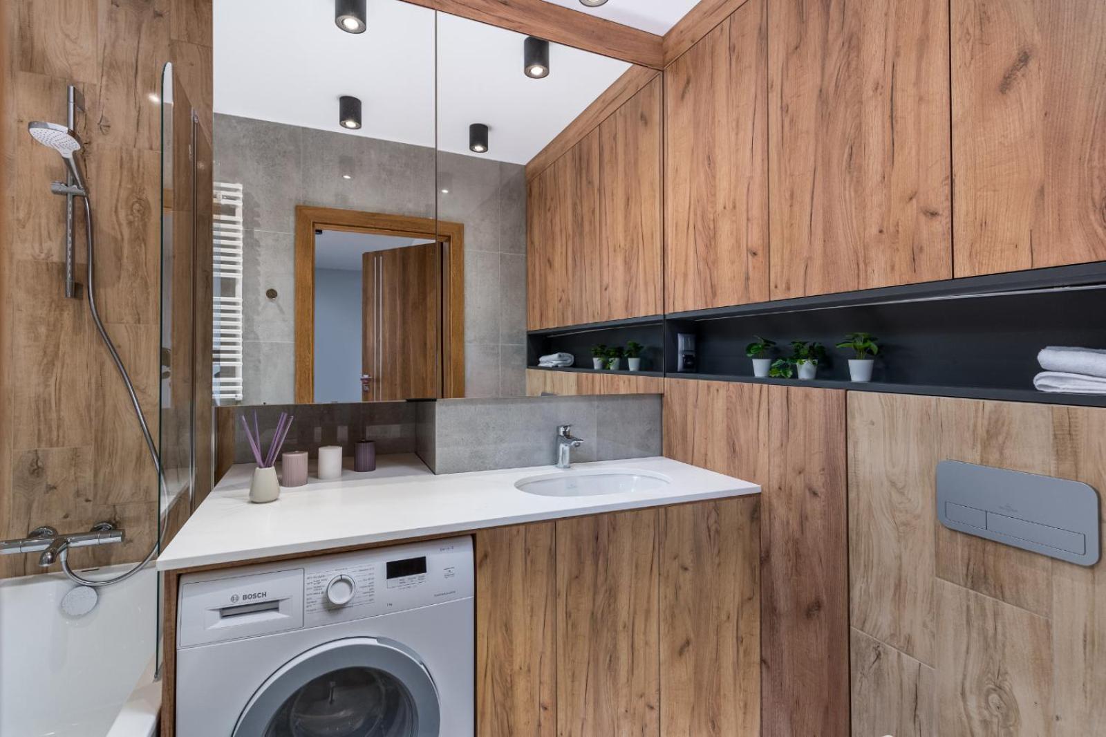 Prestigious With Garden, Garage, And Elegant