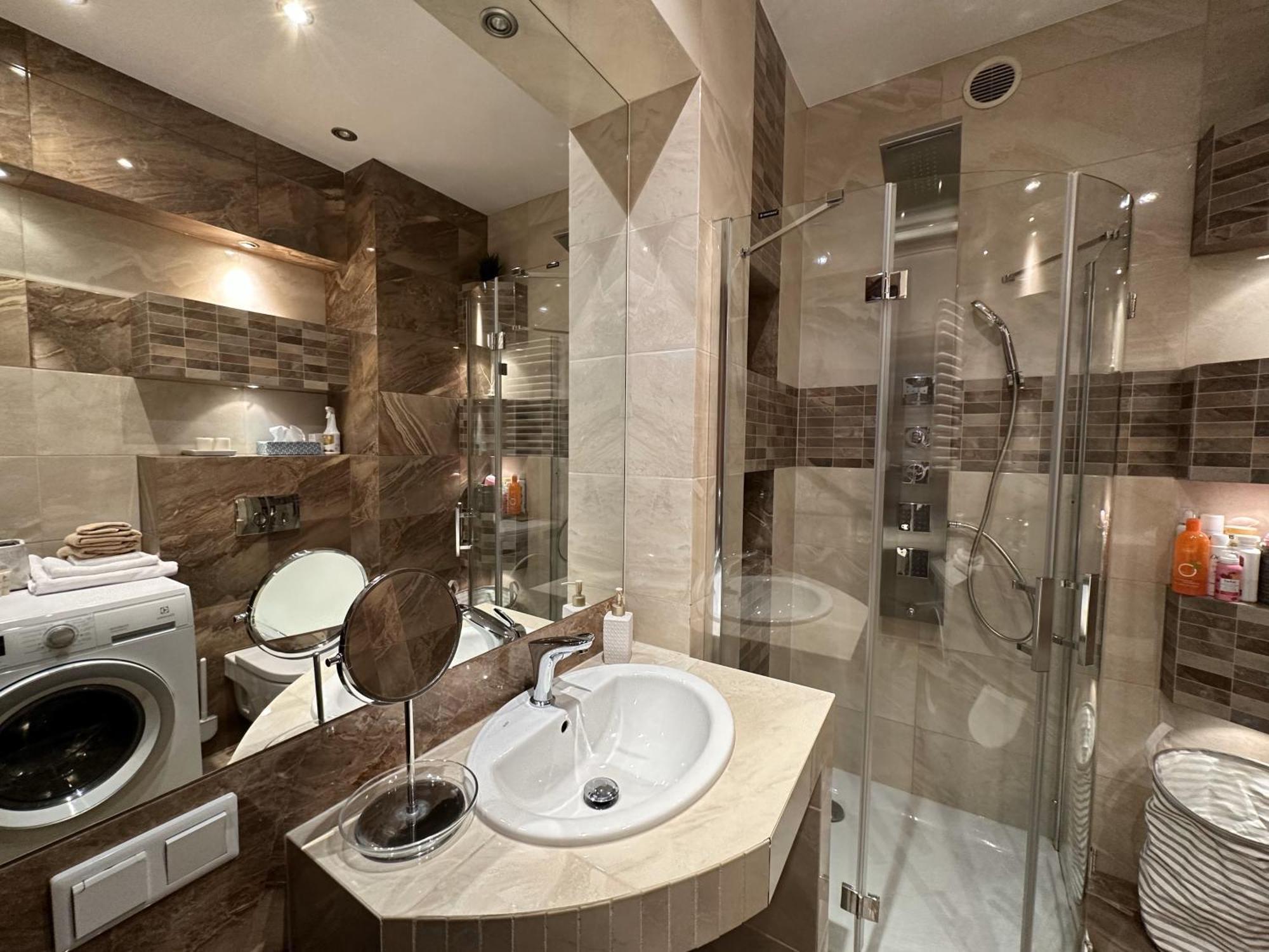 Premium Studio At The River *