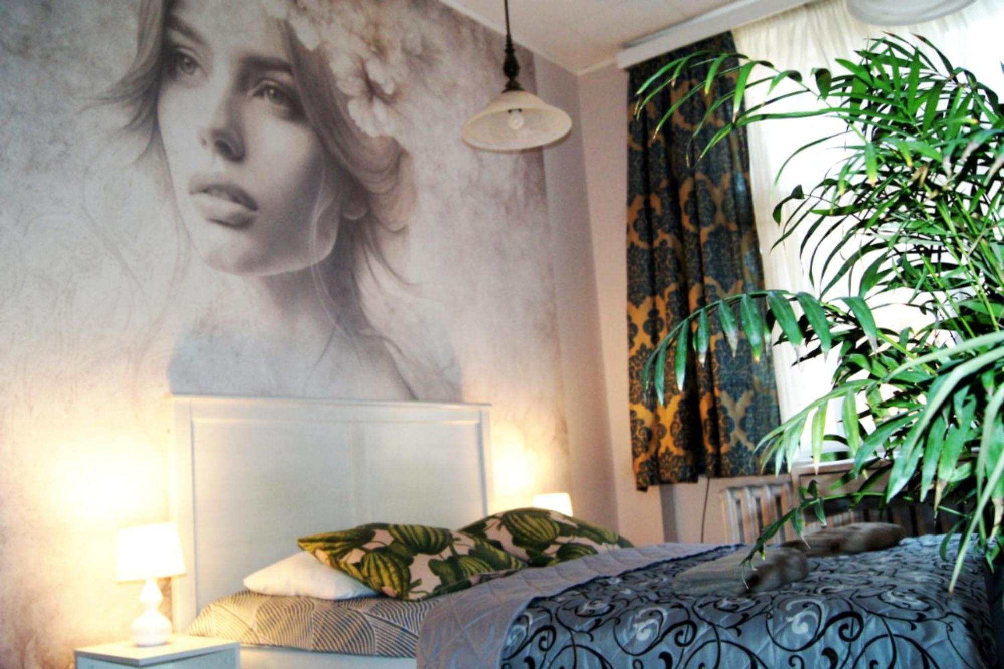 Cozy Old Town Apartment *