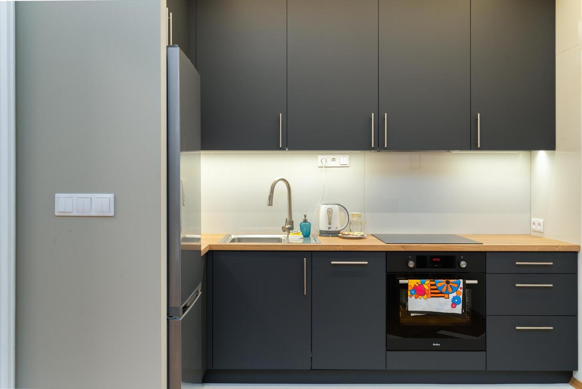Old Town Emerald Apartment
