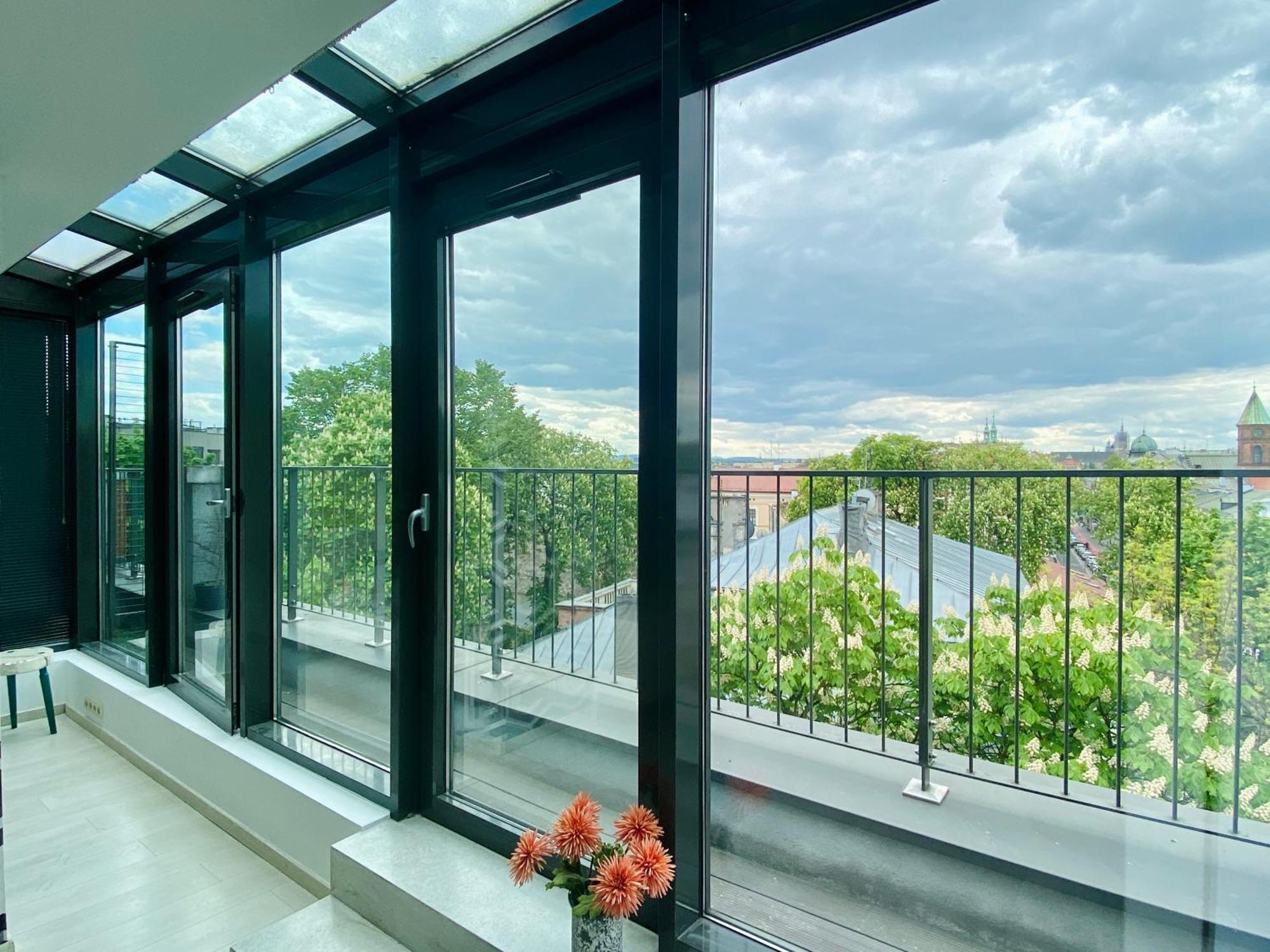 Apartment Angel Mint - Free Parking - Balcony Krakow