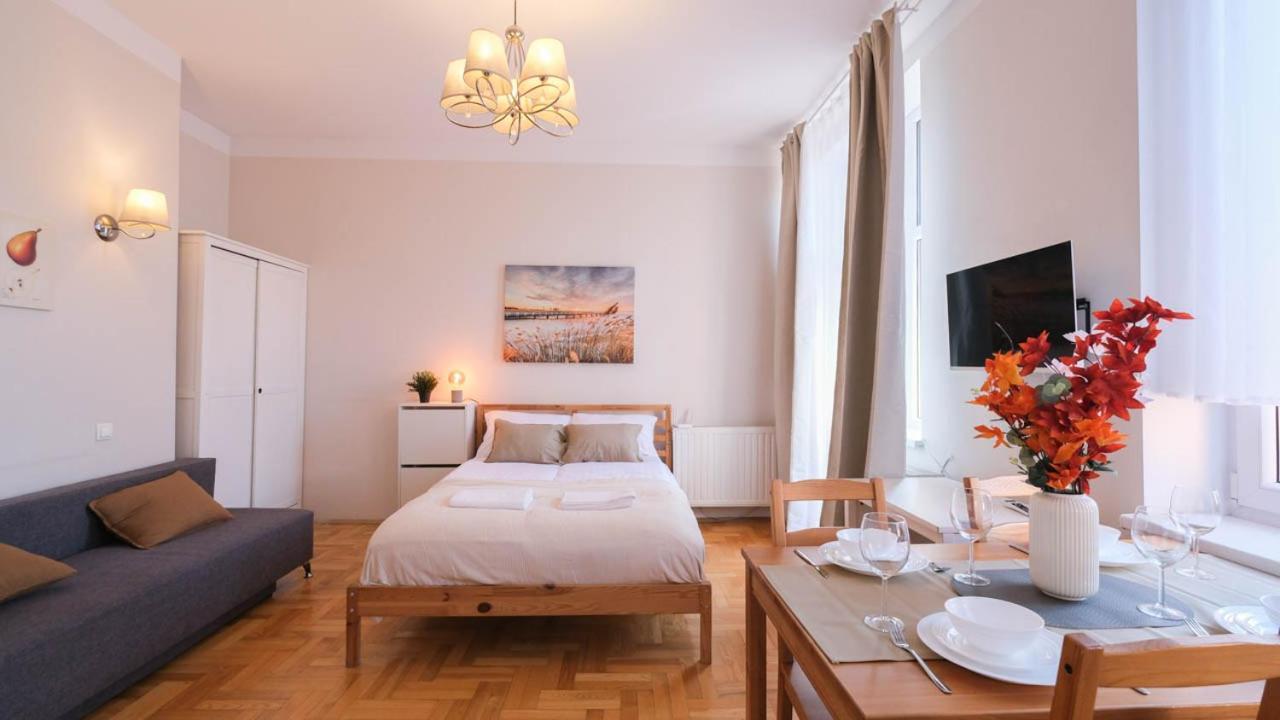 Station Aparthotel