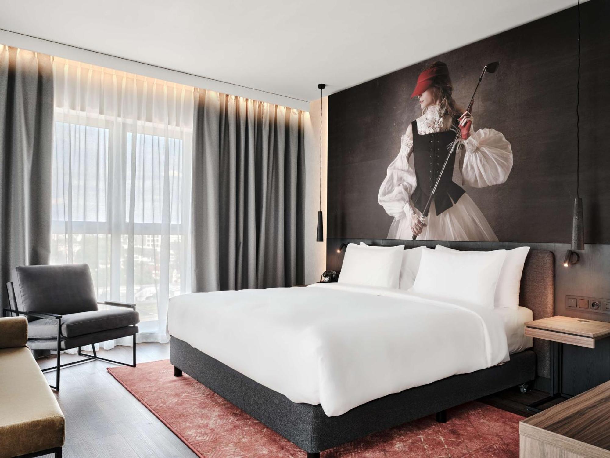 Radisson Red & Radisson Red Apartments, Hotel Krakau
