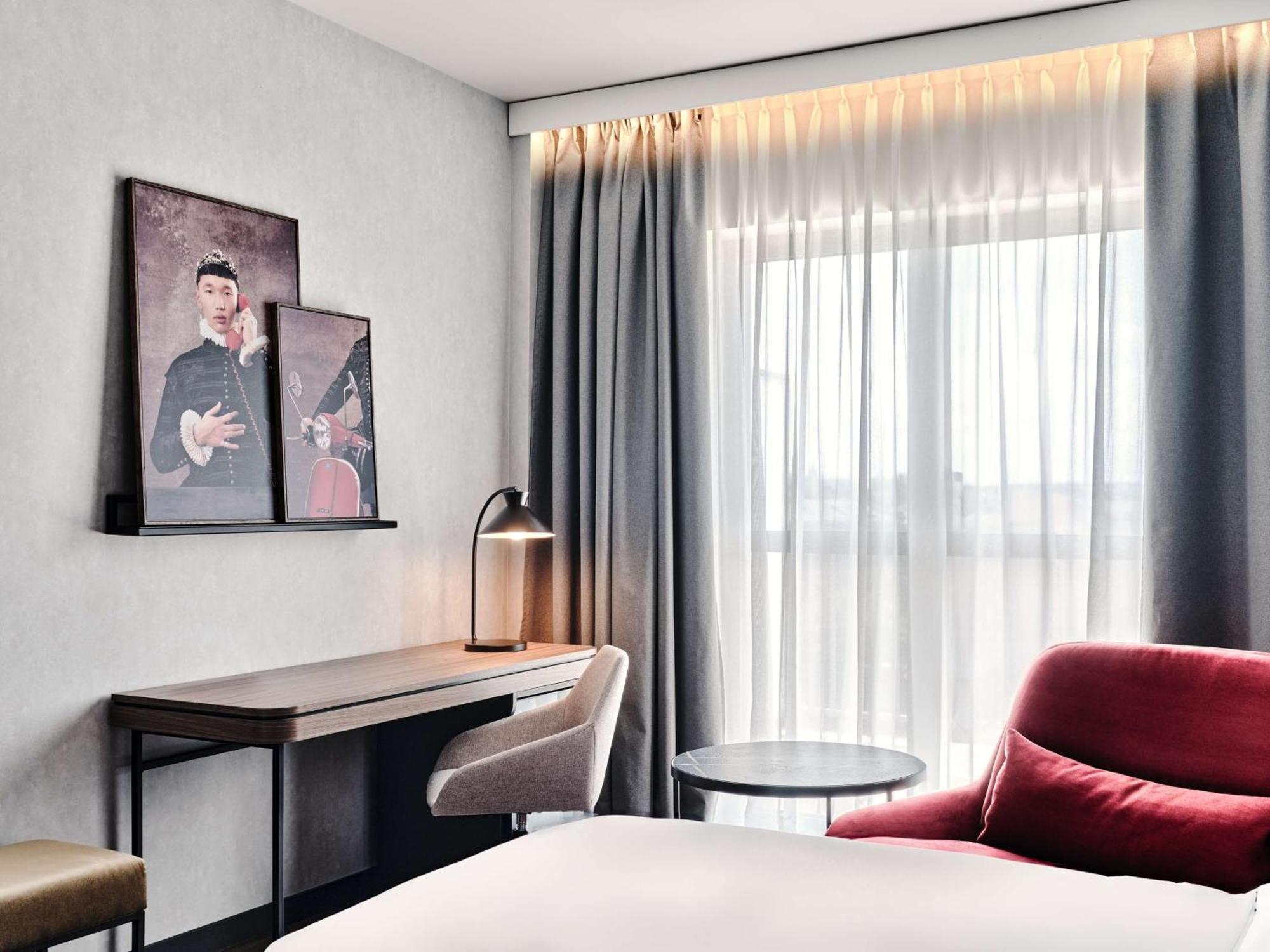 Hotel Radisson Red & Radisson Red Apartments, Krakau