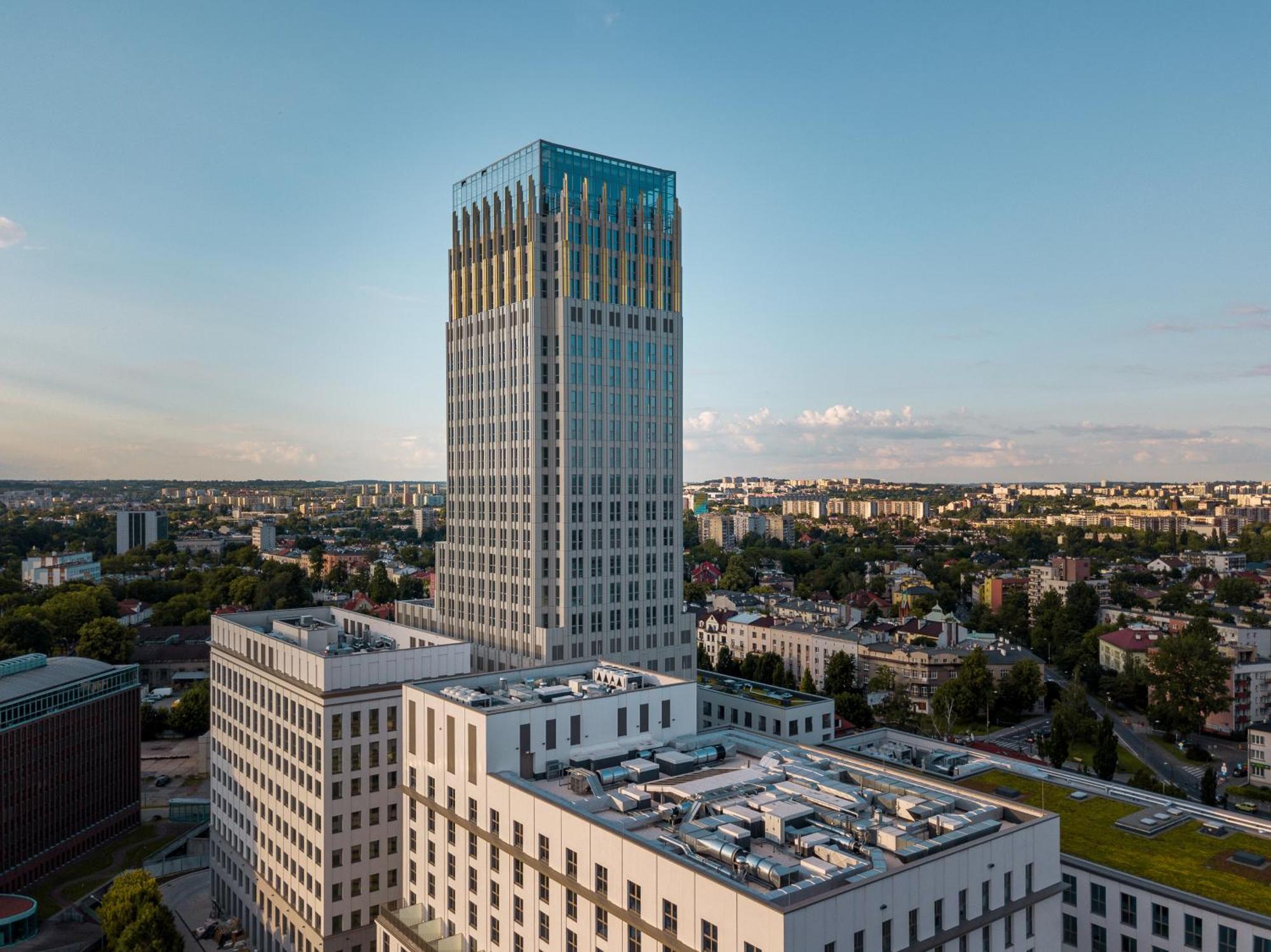 Radisson Red & Radisson Red Apartments, 4*