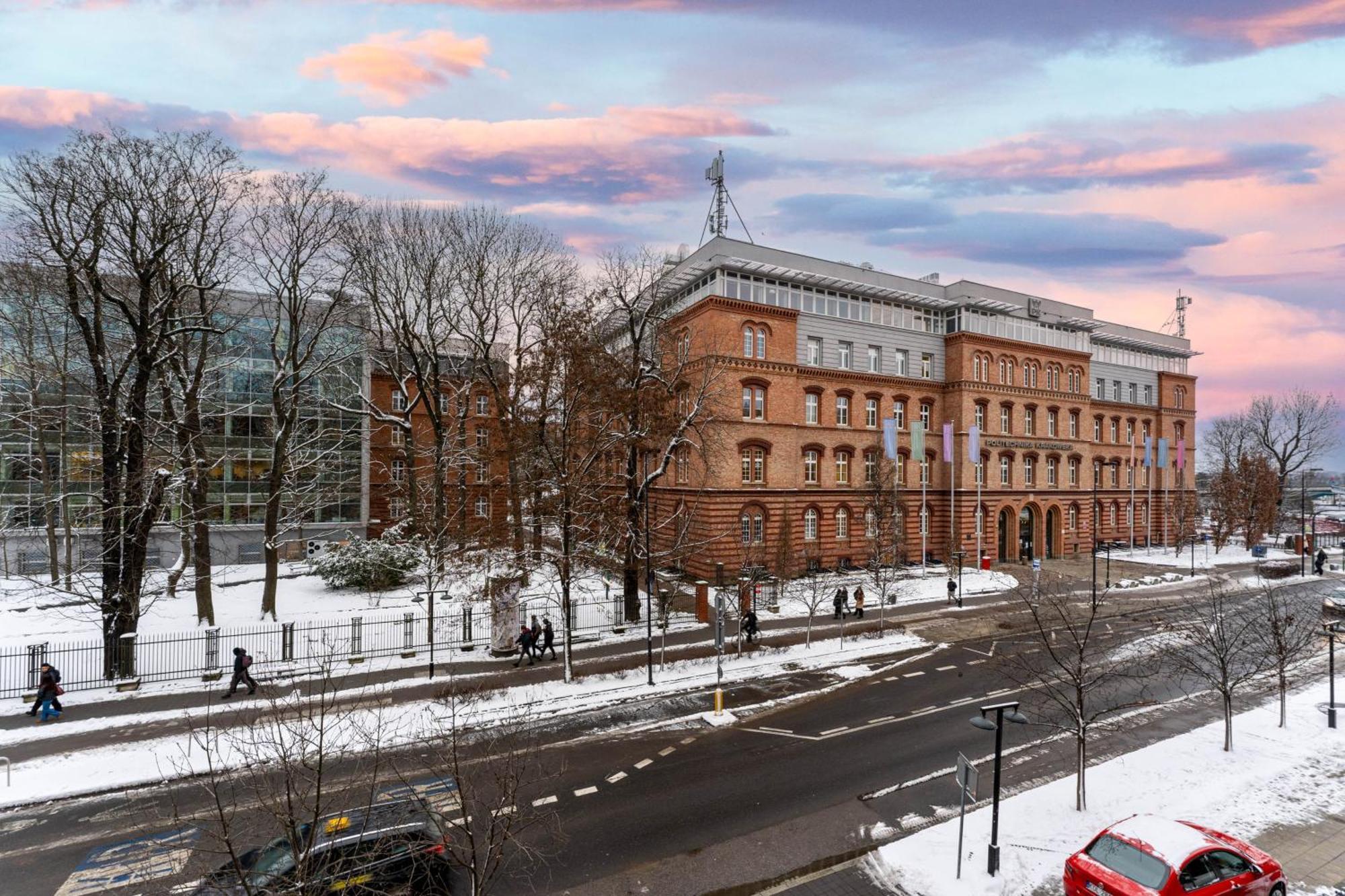 Modern Ii With Free Underground Parking Apartamento Cracóvia