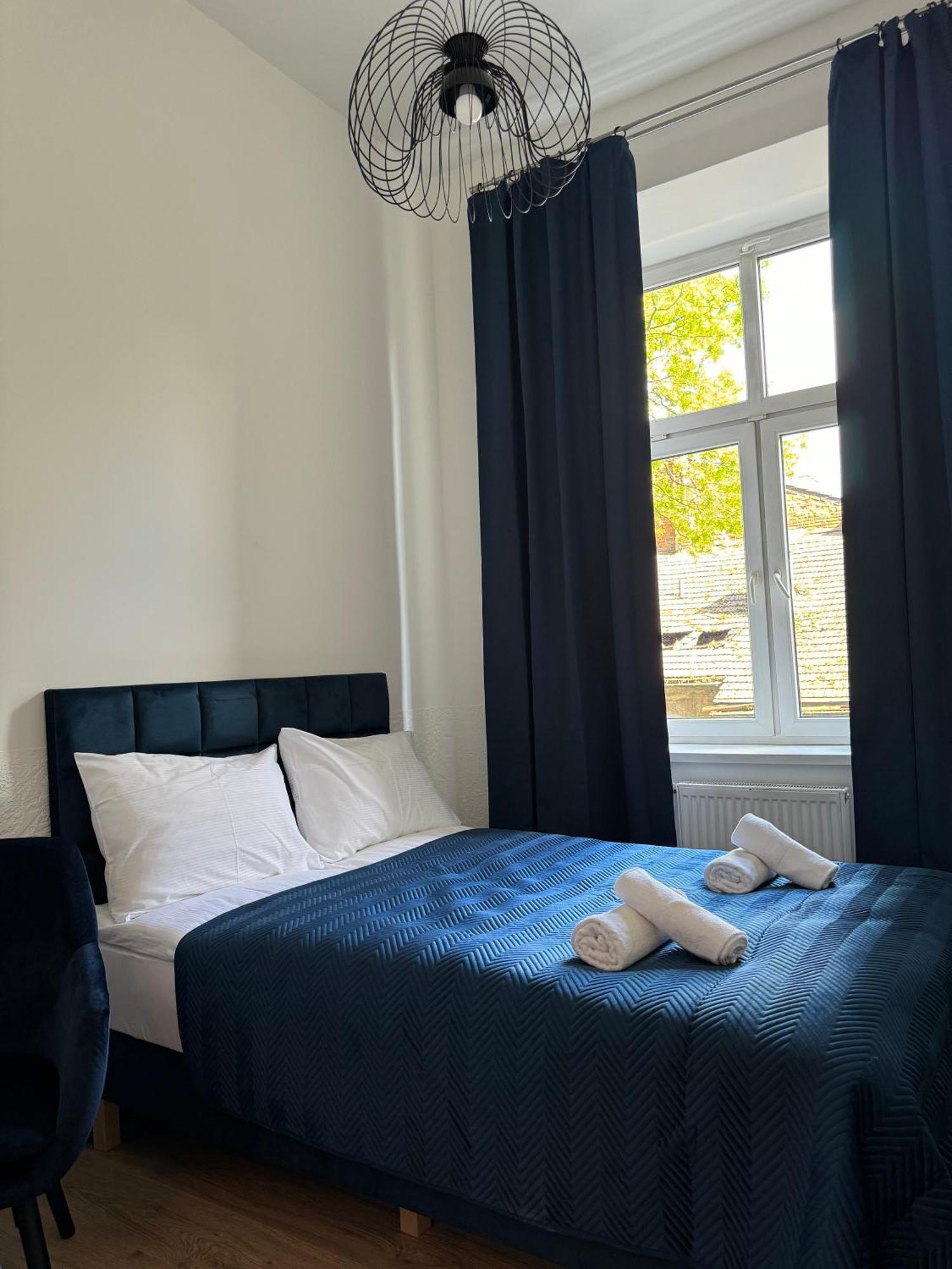 Iris Aparthotel