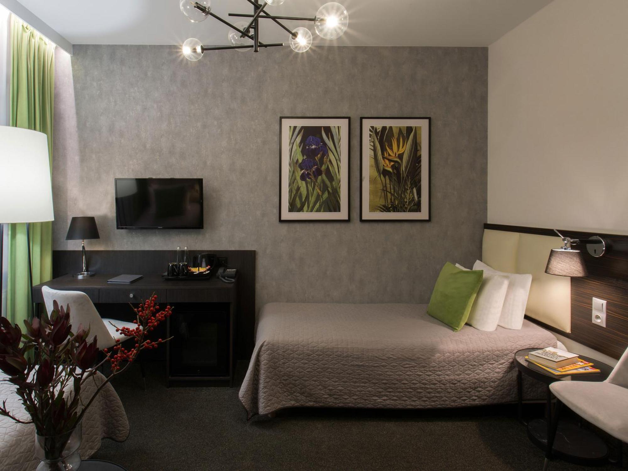 Hotel Atrium 3*