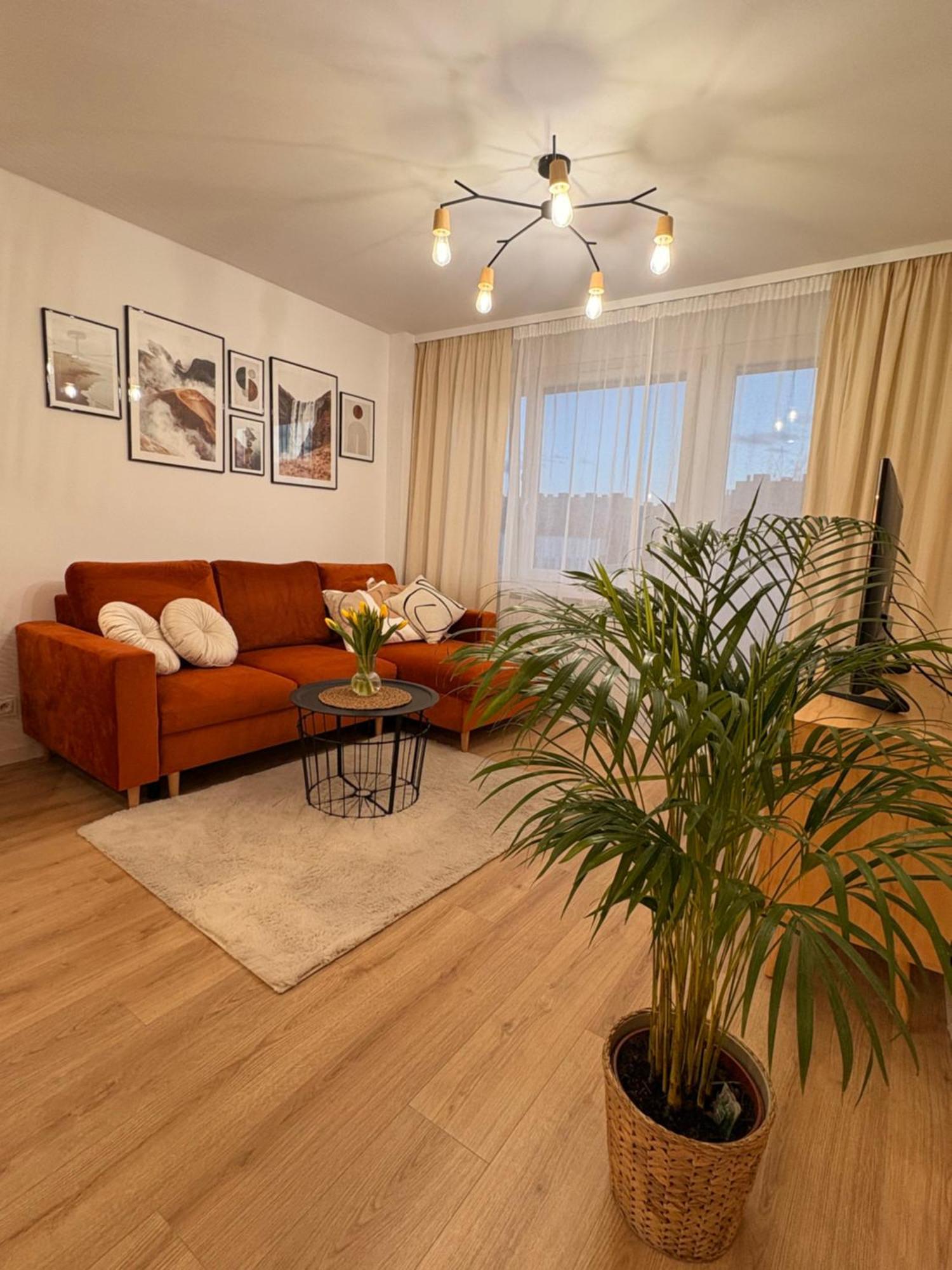 Nowy Biezanow Apartment