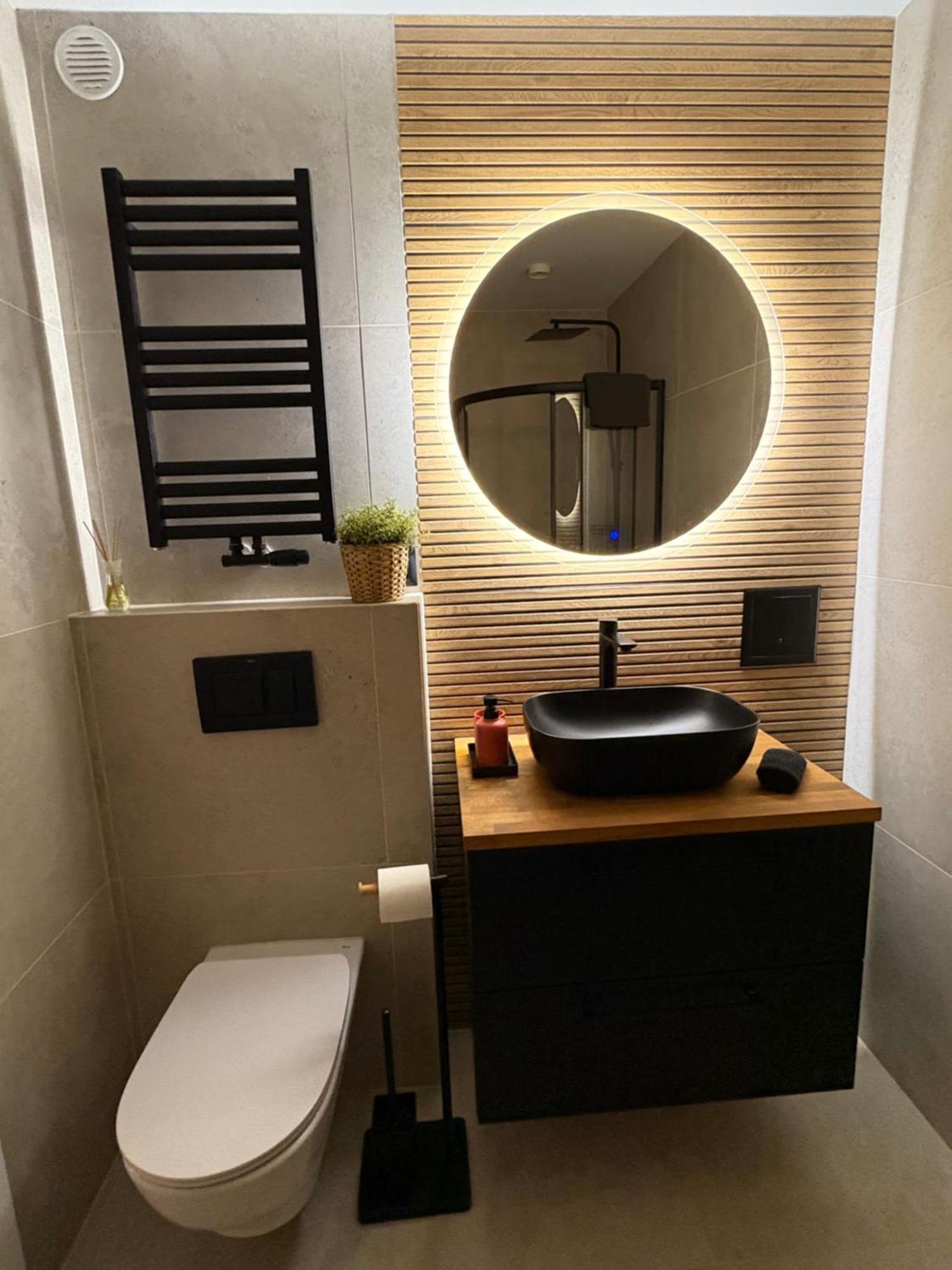 Nowy Biezanow Apartment *