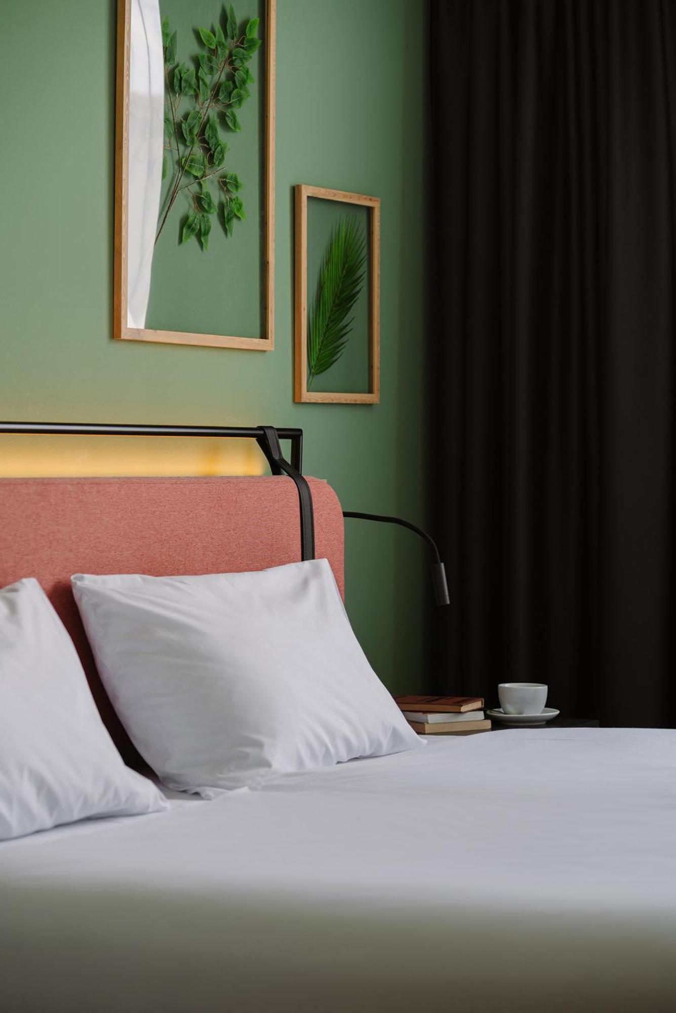 Hotel Campanile South