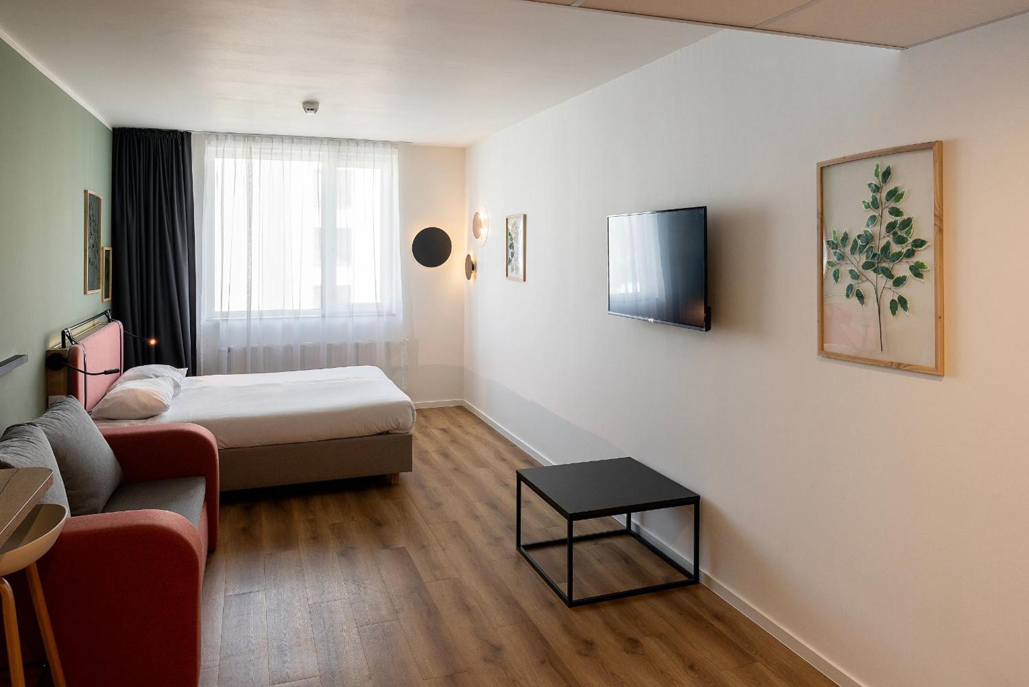 Hotel Campanile South